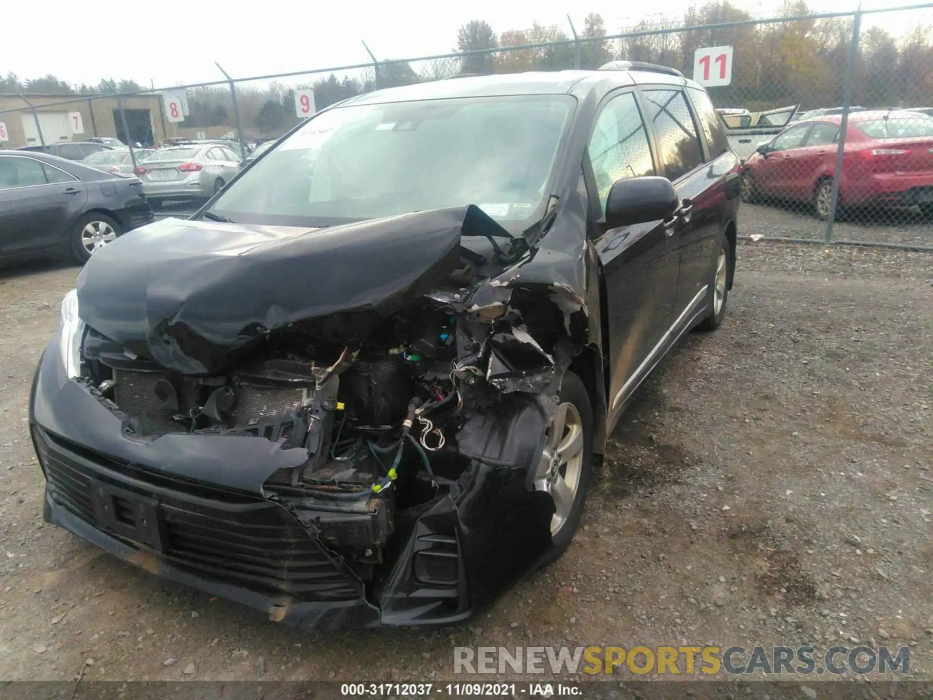 2 Photograph of a damaged car 5TDKZ3DC1KS012940 TOYOTA SIENNA 2019