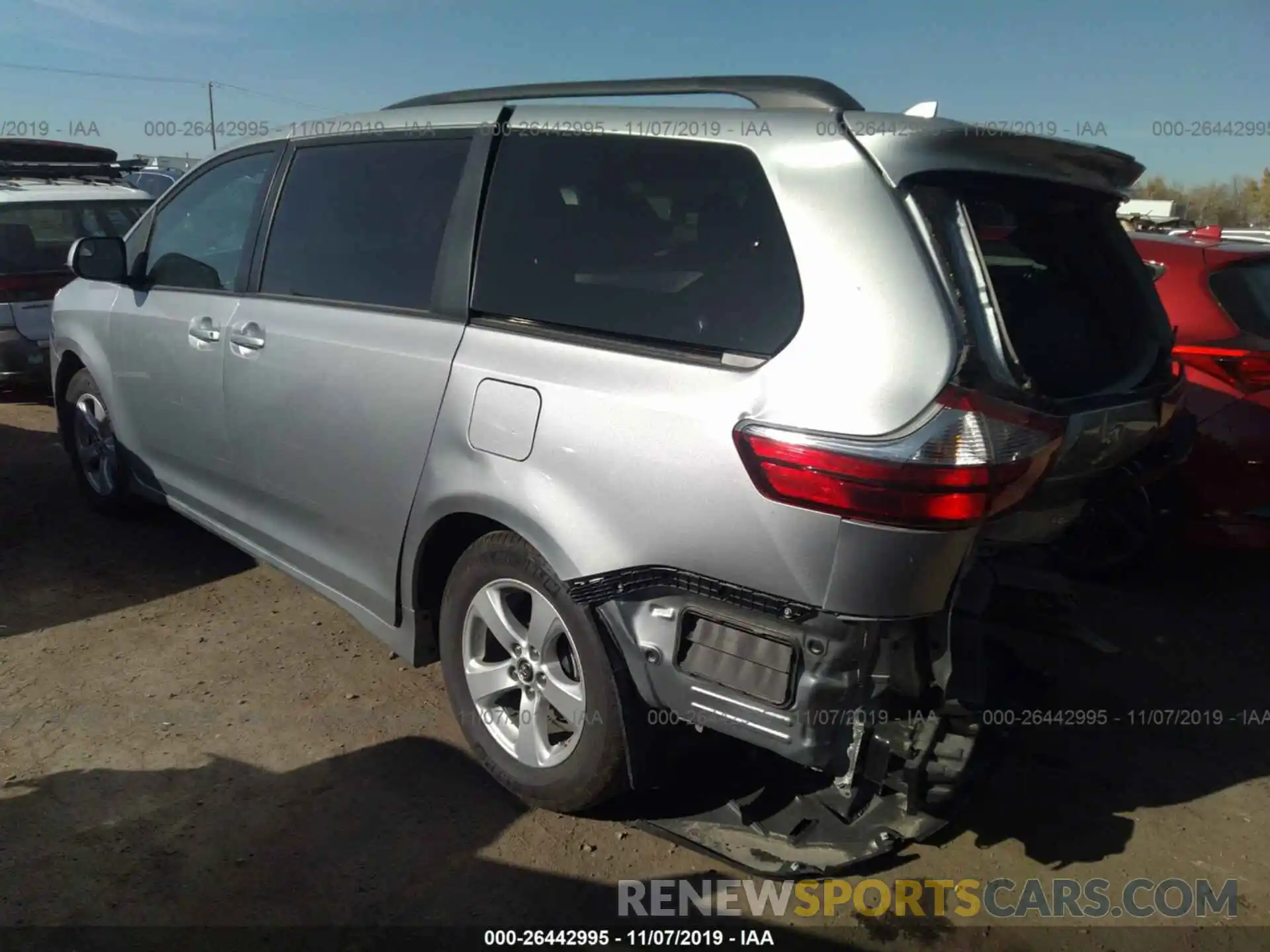 3 Photograph of a damaged car 5TDKZ3DC1KS019760 TOYOTA SIENNA 2019