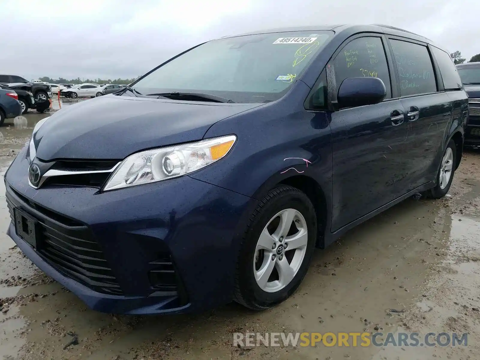 2 Photograph of a damaged car 5TDKZ3DC1KS969228 TOYOTA SIENNA 2019