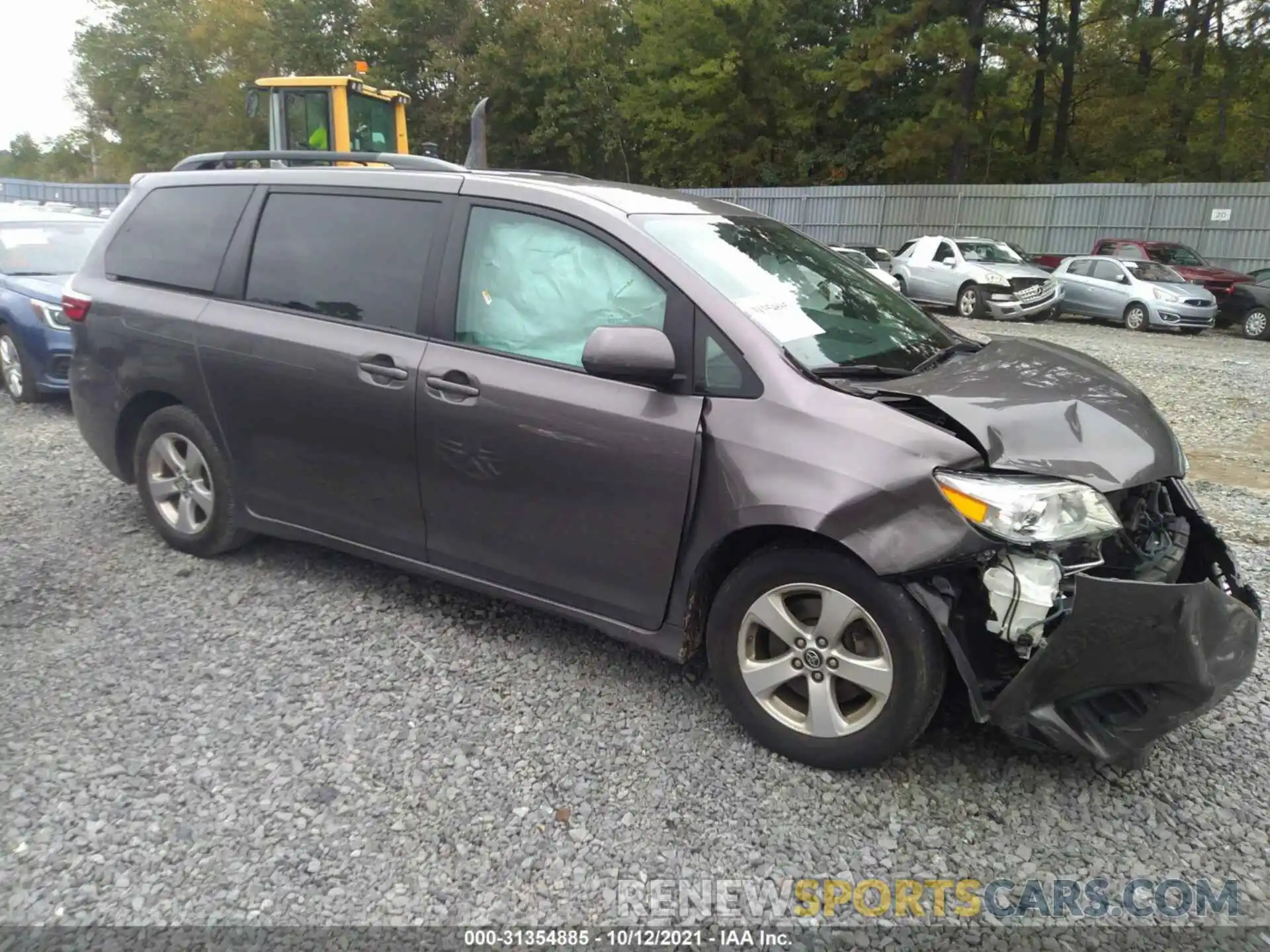 1 Photograph of a damaged car 5TDKZ3DC1KS986515 TOYOTA SIENNA 2019