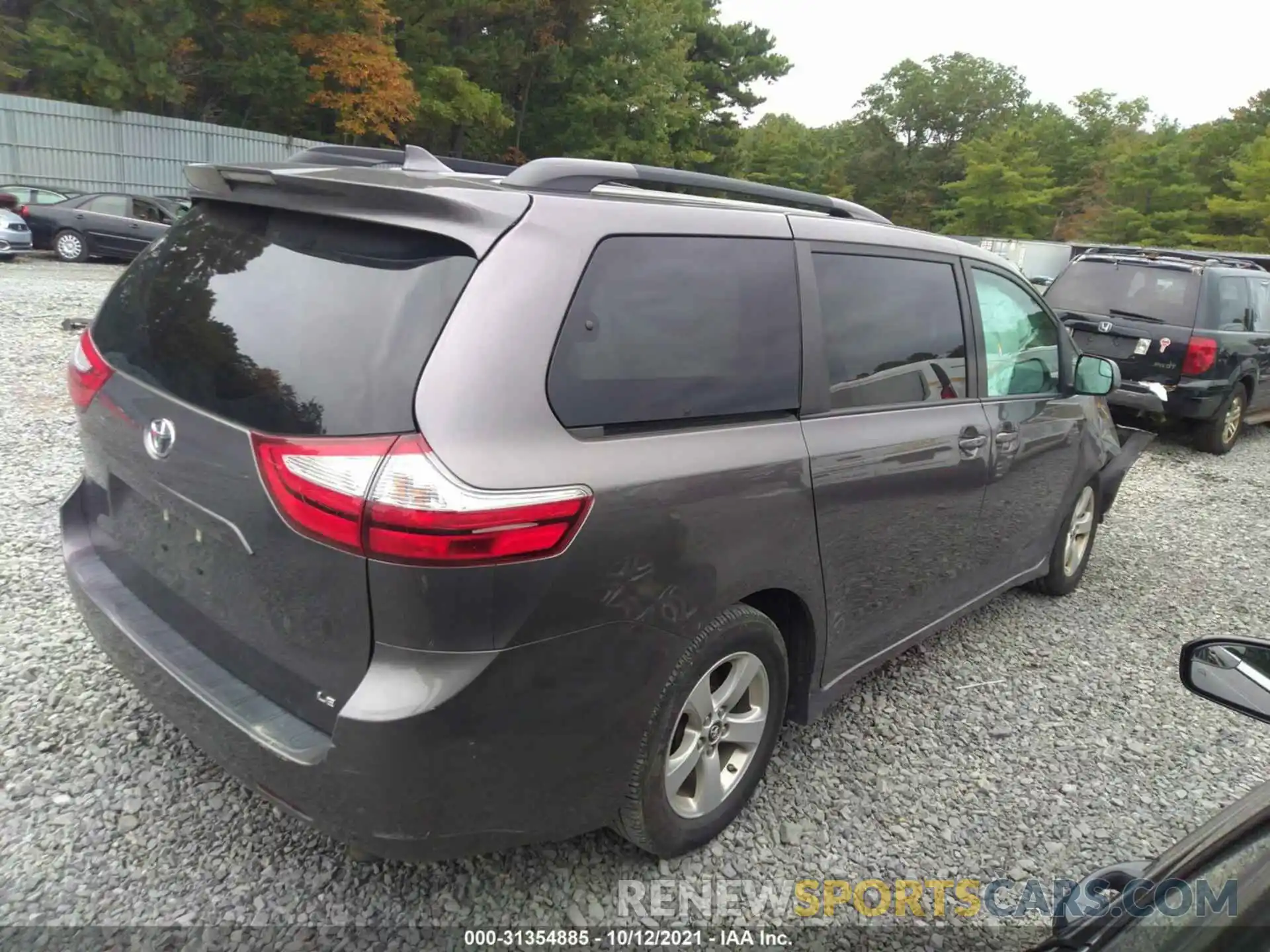 4 Фотография поврежденного автомобиля 5TDKZ3DC1KS986515 TOYOTA SIENNA 2019