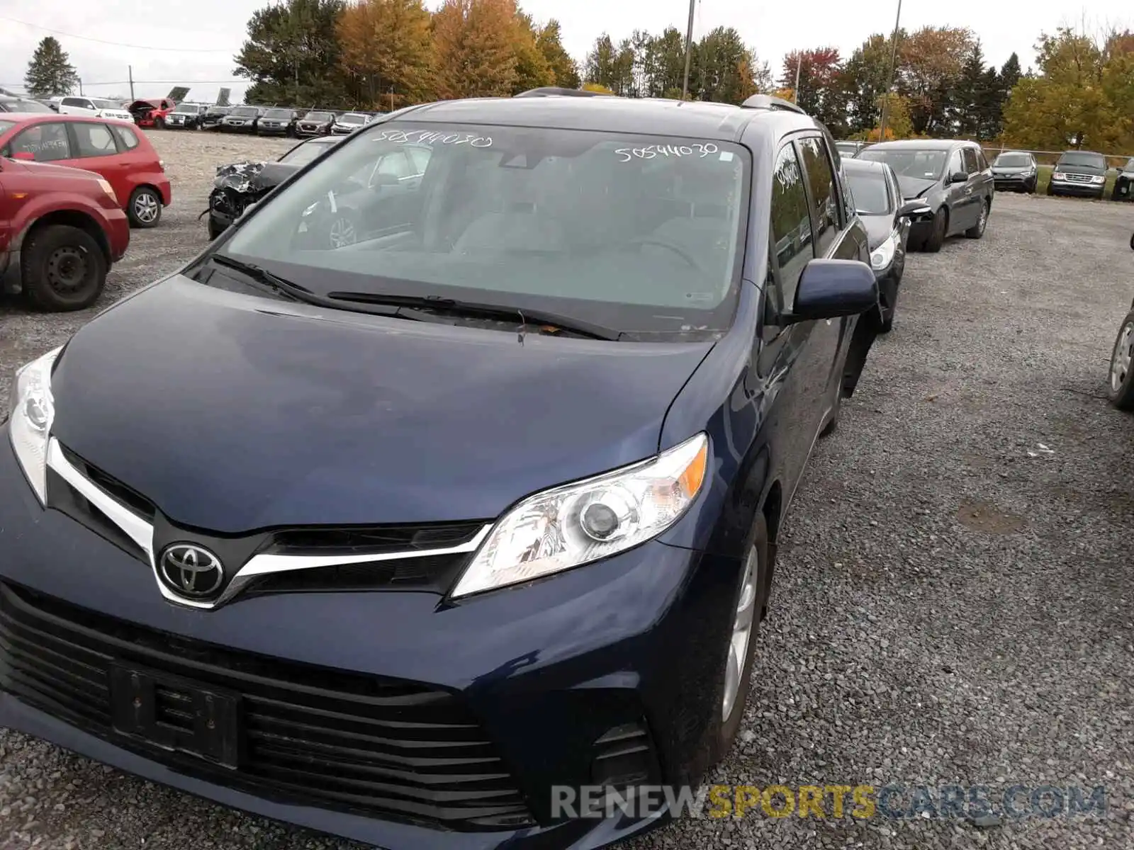 2 Photograph of a damaged car 5TDKZ3DC1KS990595 TOYOTA SIENNA 2019