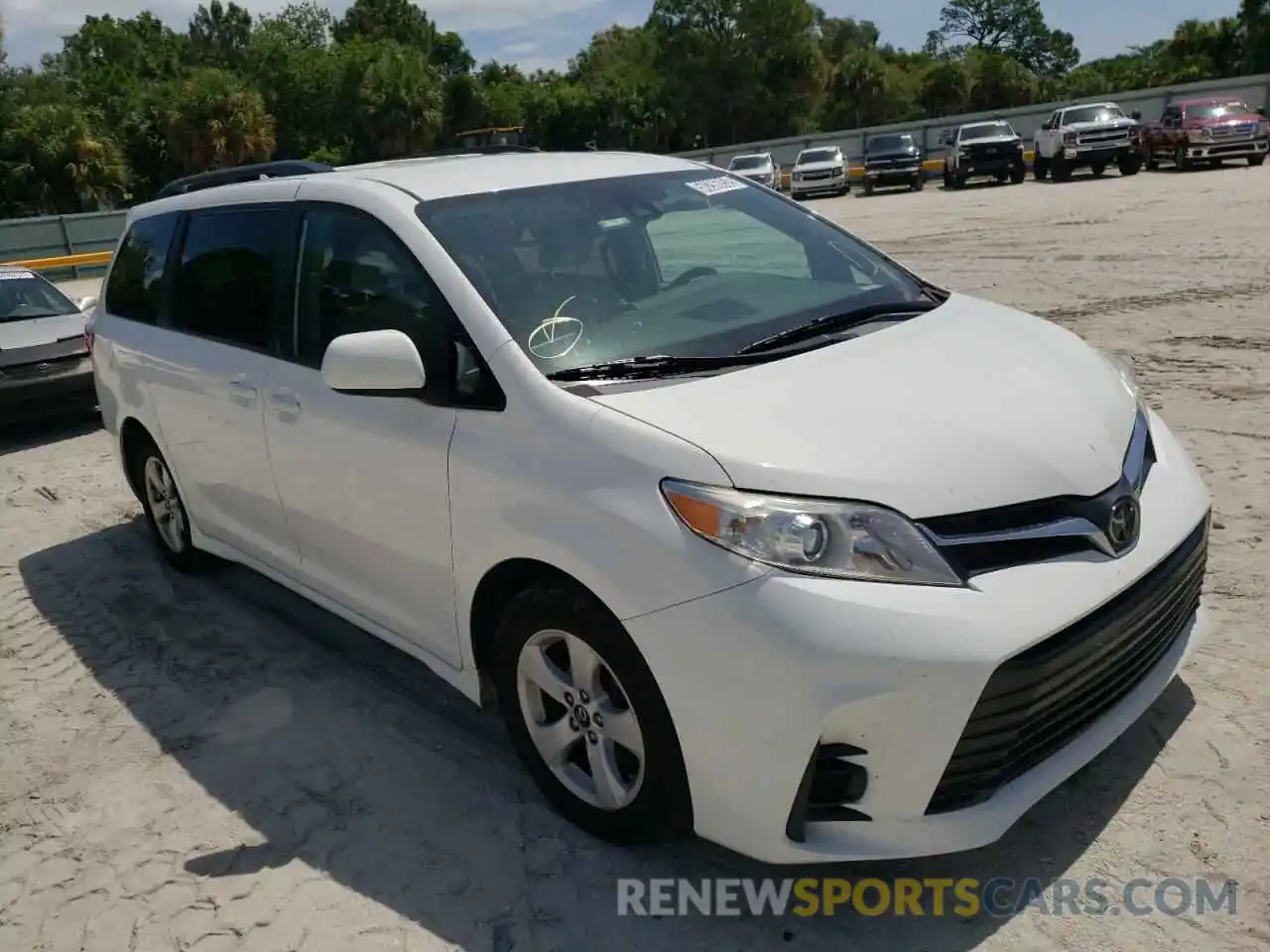 1 Photograph of a damaged car 5TDKZ3DC1KS992296 TOYOTA SIENNA 2019