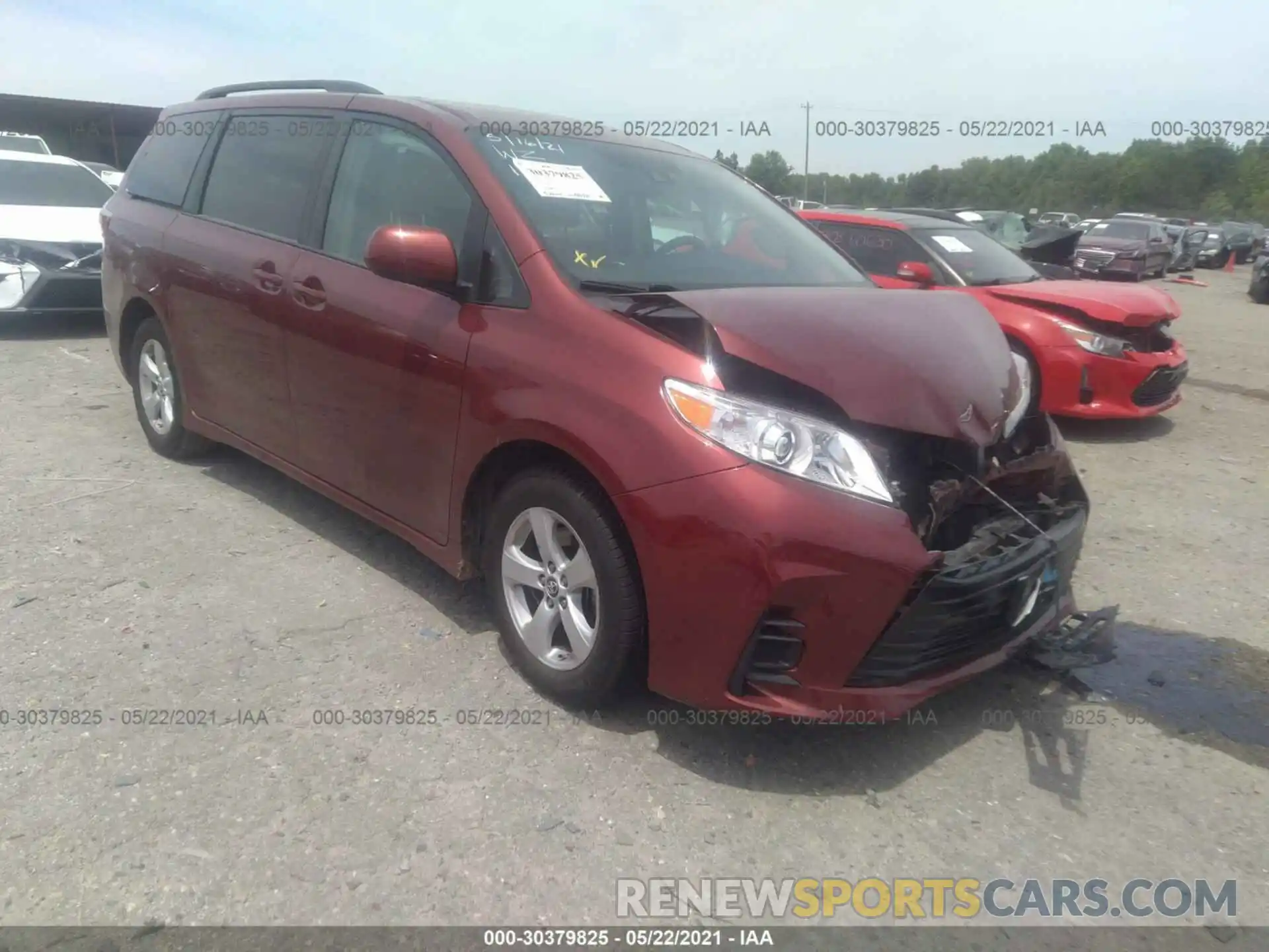 1 Photograph of a damaged car 5TDKZ3DC1KS995876 TOYOTA SIENNA 2019