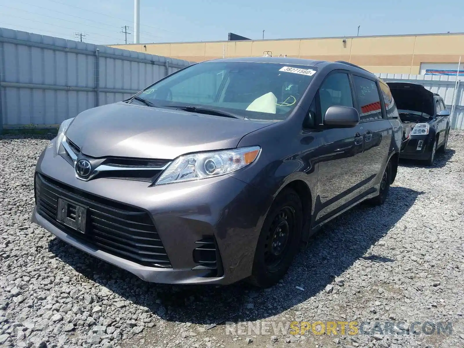 2 Photograph of a damaged car 5TDKZ3DC2KS003793 TOYOTA SIENNA 2019