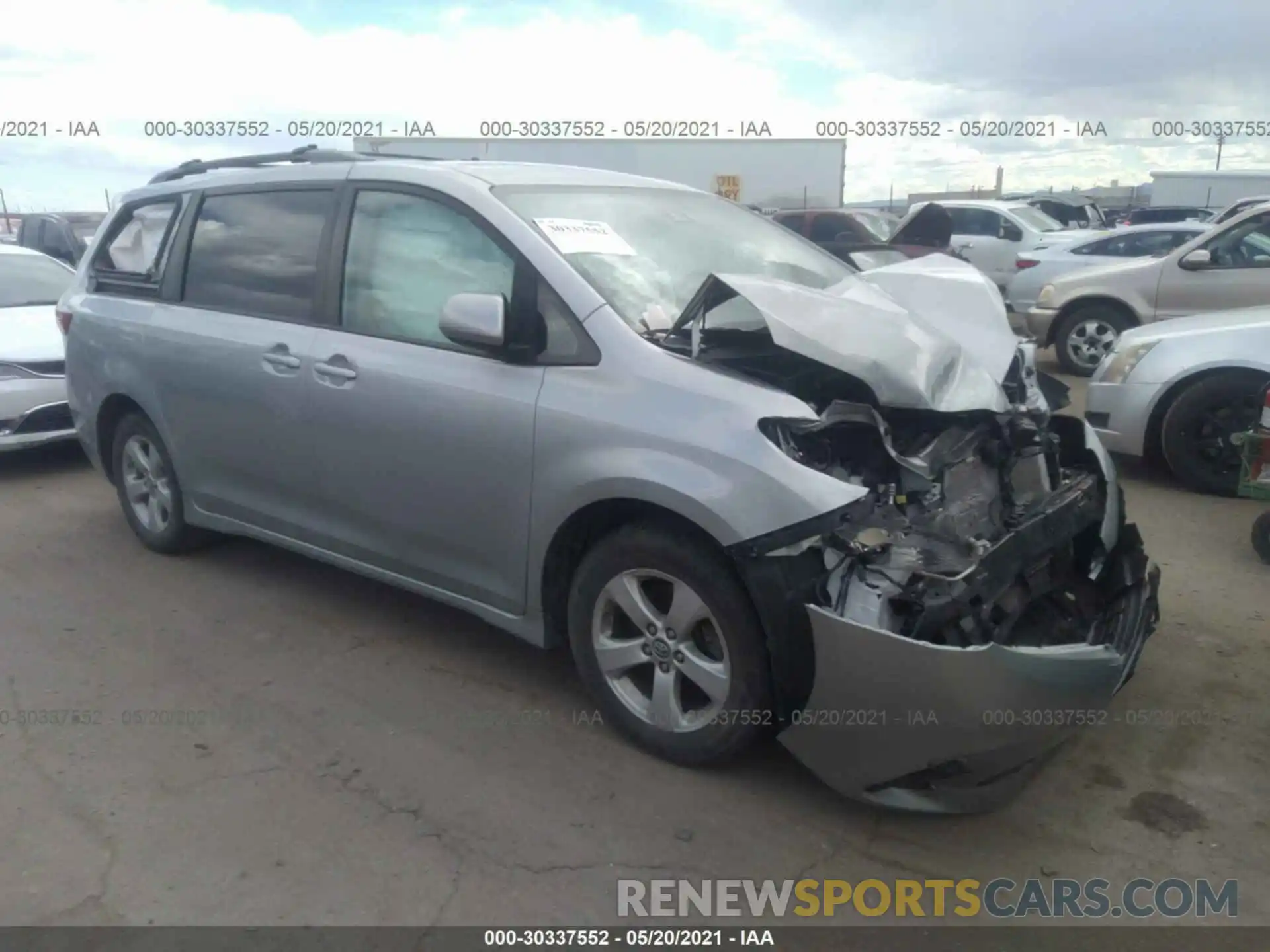 1 Photograph of a damaged car 5TDKZ3DC2KS004085 TOYOTA SIENNA 2019