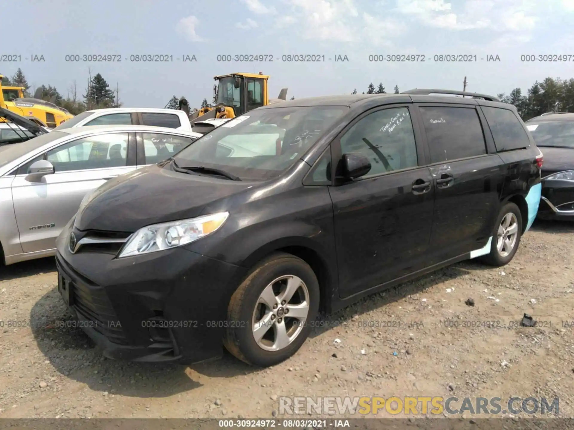 2 Photograph of a damaged car 5TDKZ3DC2KS005480 TOYOTA SIENNA 2019