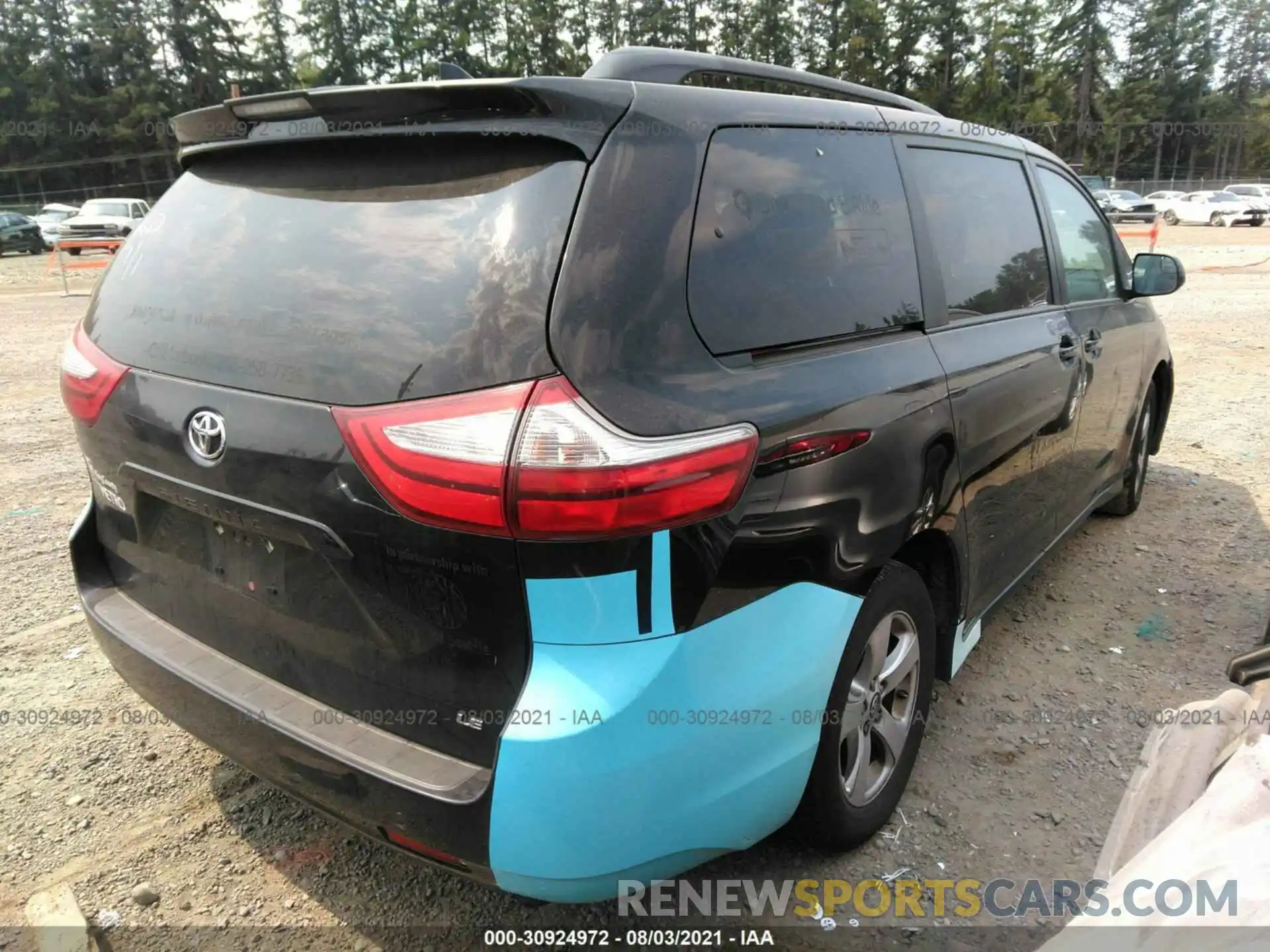 4 Фотография поврежденного автомобиля 5TDKZ3DC2KS005480 TOYOTA SIENNA 2019