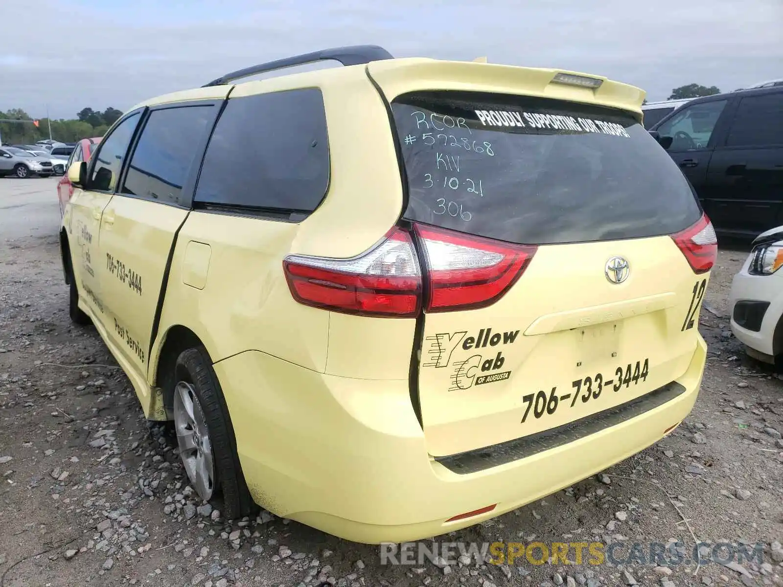 3 Фотография поврежденного автомобиля 5TDKZ3DC2KS006645 TOYOTA SIENNA 2019