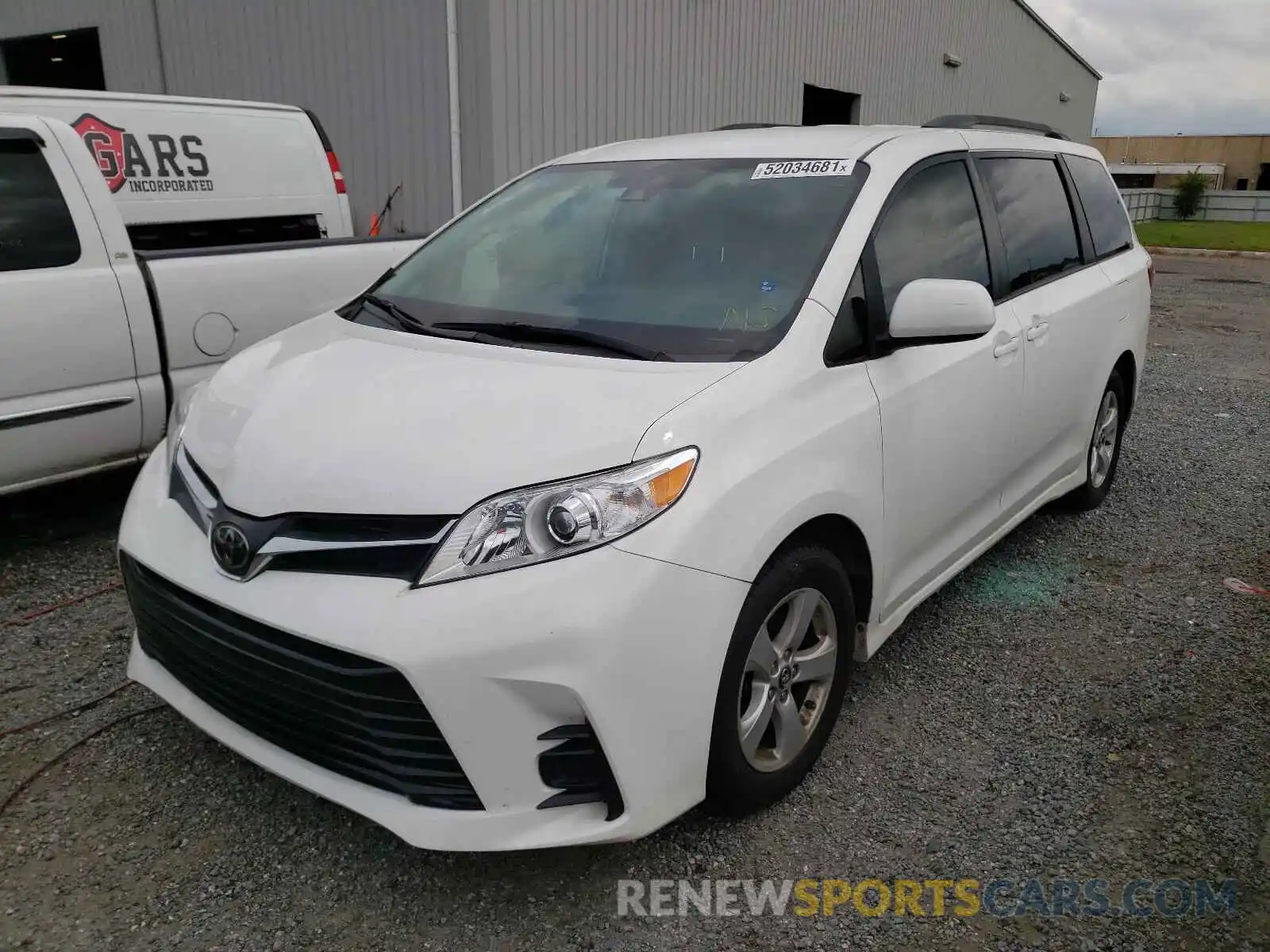 2 Photograph of a damaged car 5TDKZ3DC2KS009495 TOYOTA SIENNA 2019