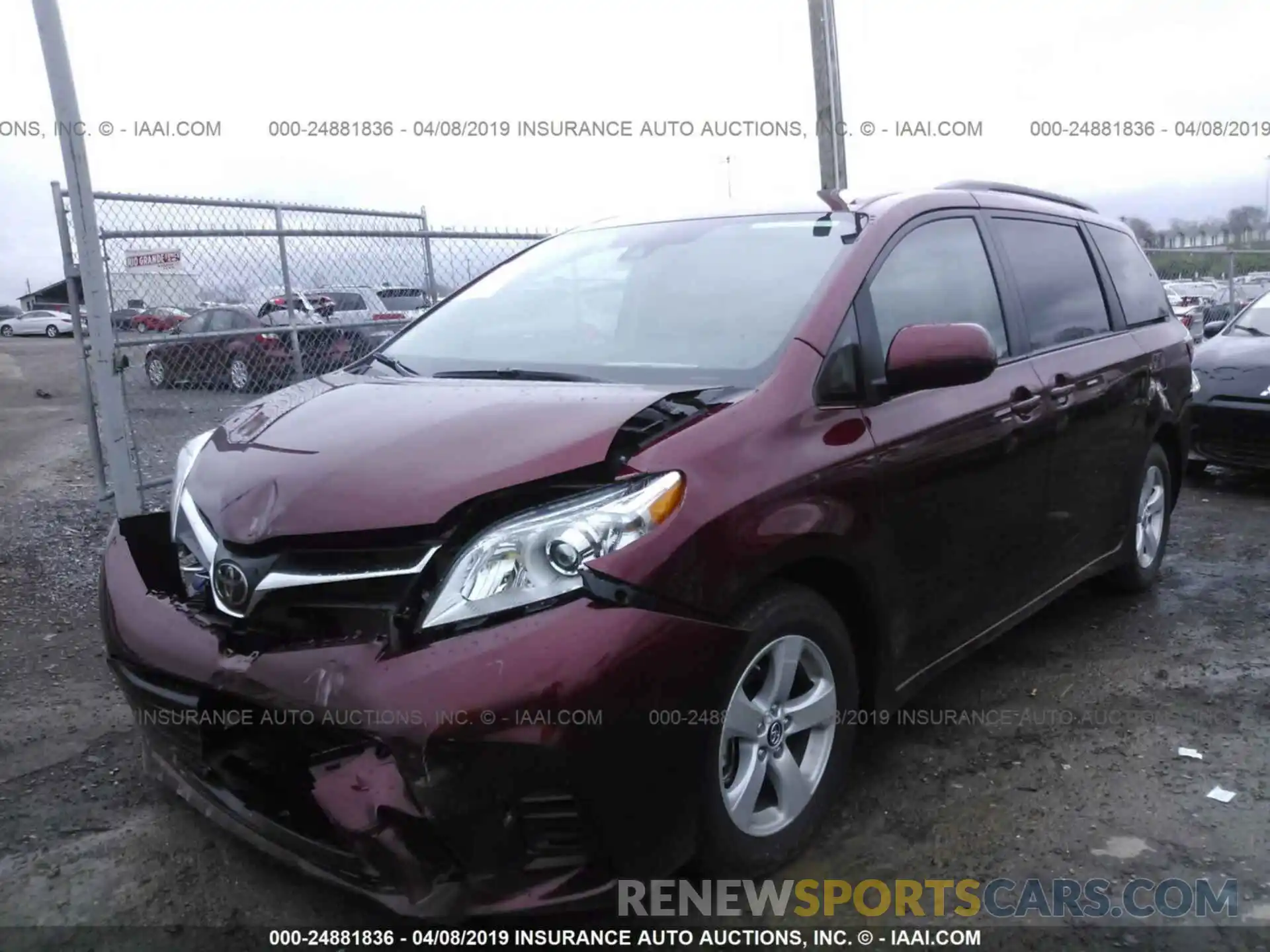 2 Photograph of a damaged car 5TDKZ3DC2KS012039 TOYOTA SIENNA 2019