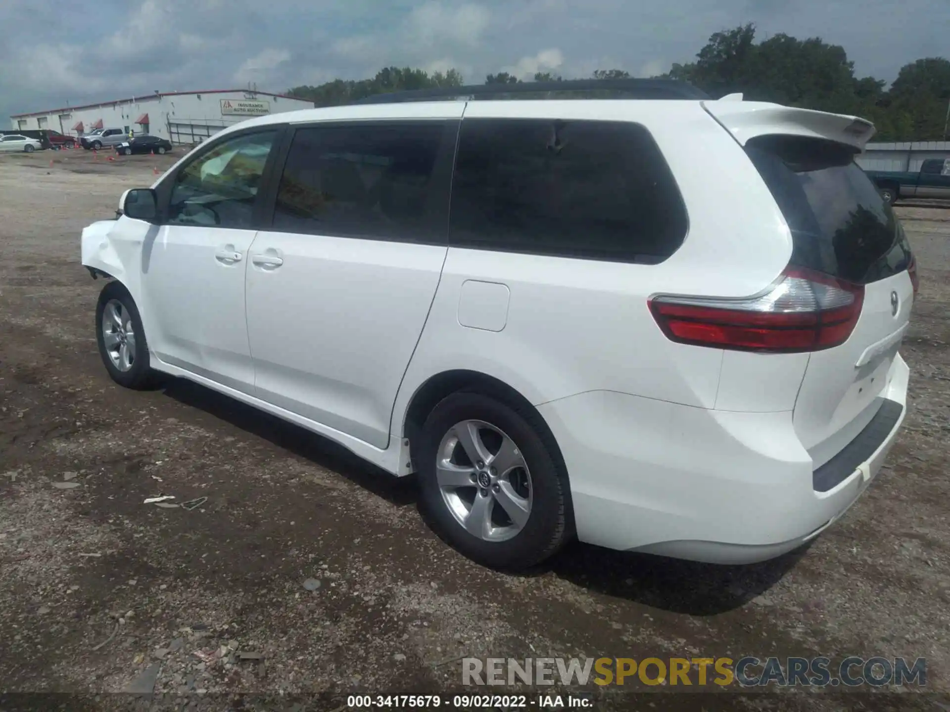 3 Photograph of a damaged car 5TDKZ3DC2KS018598 TOYOTA SIENNA 2019