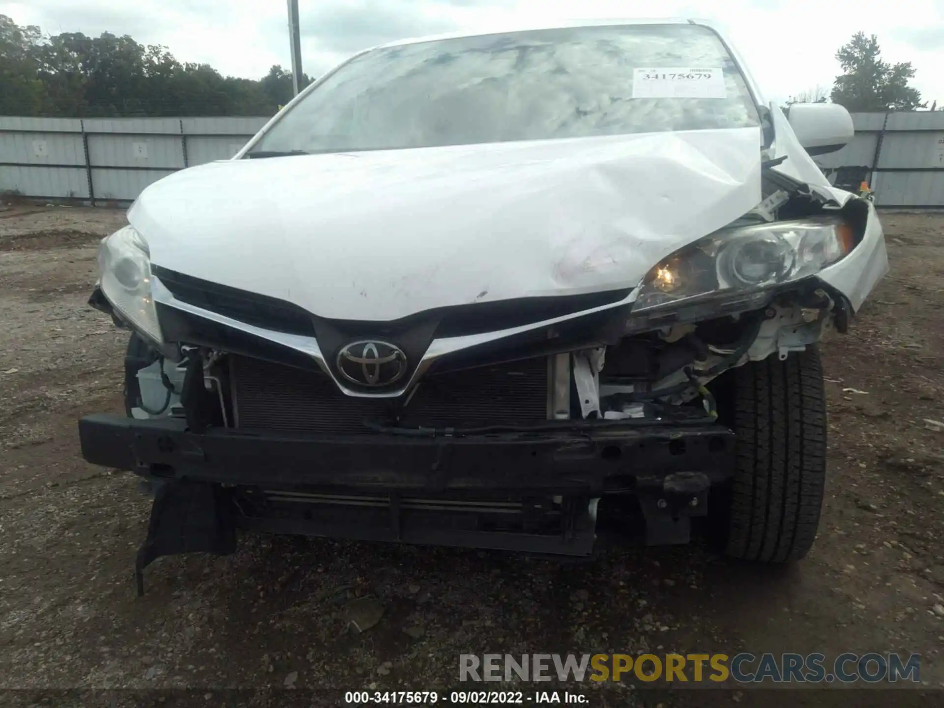 6 Photograph of a damaged car 5TDKZ3DC2KS018598 TOYOTA SIENNA 2019