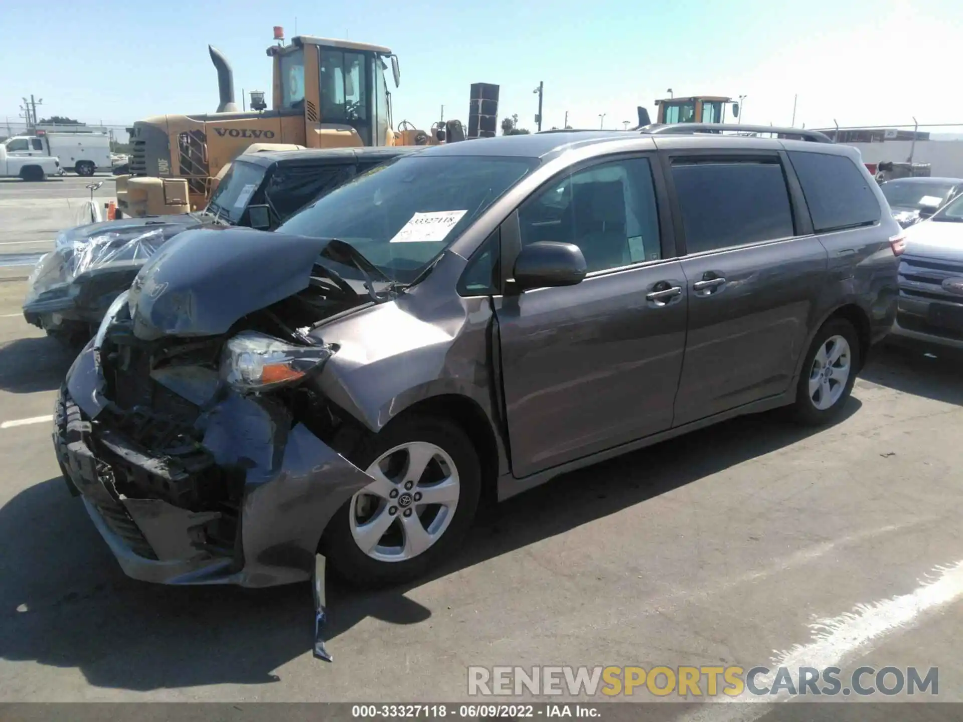 2 Photograph of a damaged car 5TDKZ3DC2KS967598 TOYOTA SIENNA 2019