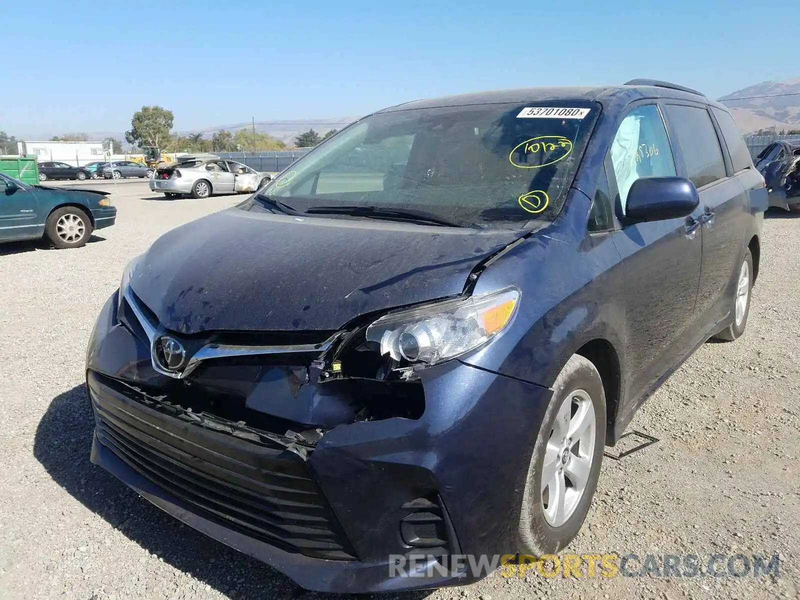 2 Photograph of a damaged car 5TDKZ3DC2KS990217 TOYOTA SIENNA 2019