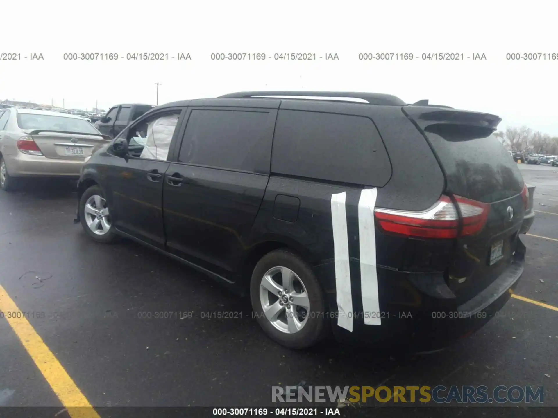 3 Фотография поврежденного автомобиля 5TDKZ3DC3KS003365 TOYOTA SIENNA 2019