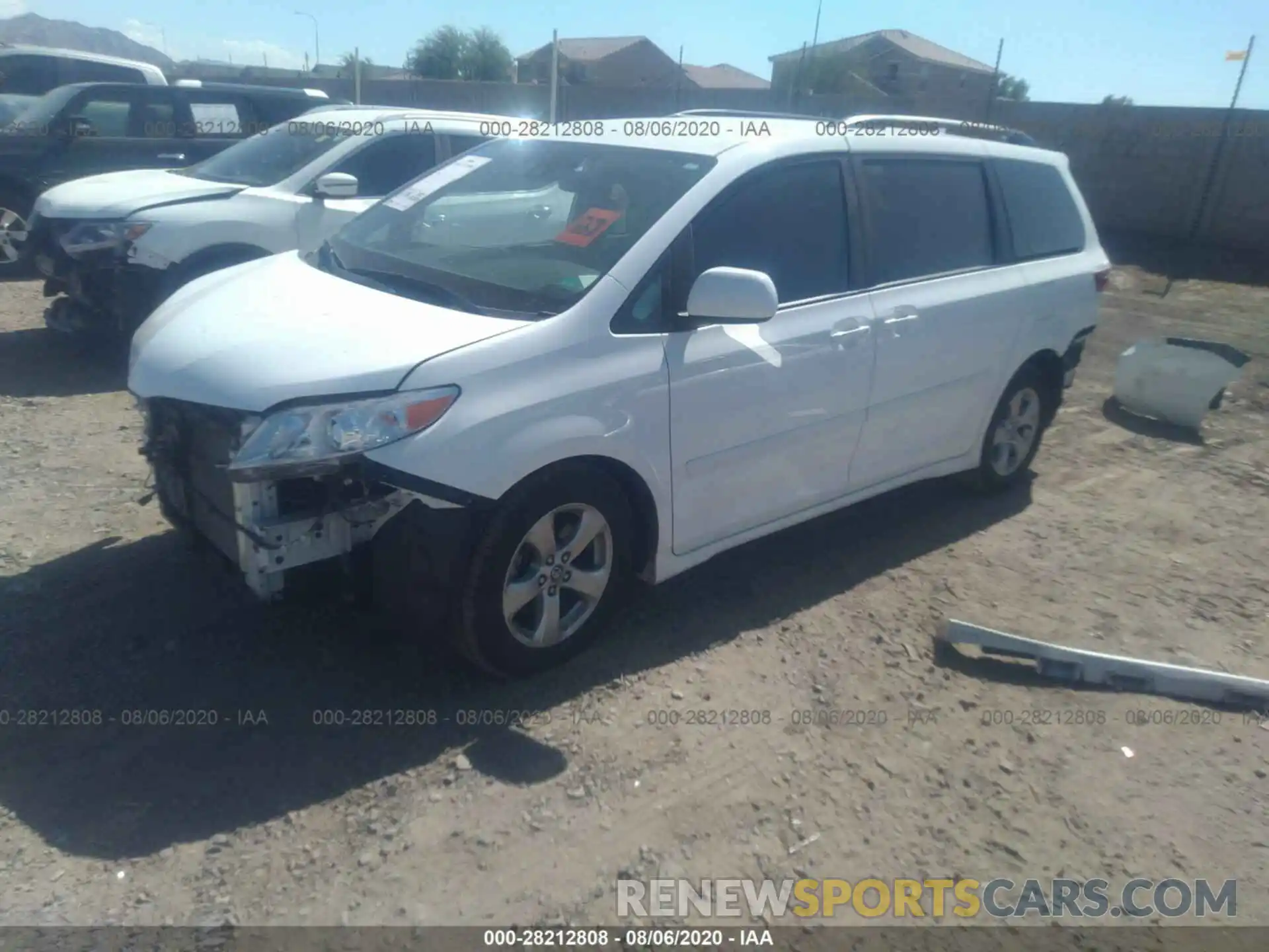 2 Photograph of a damaged car 5TDKZ3DC3KS012504 TOYOTA SIENNA 2019