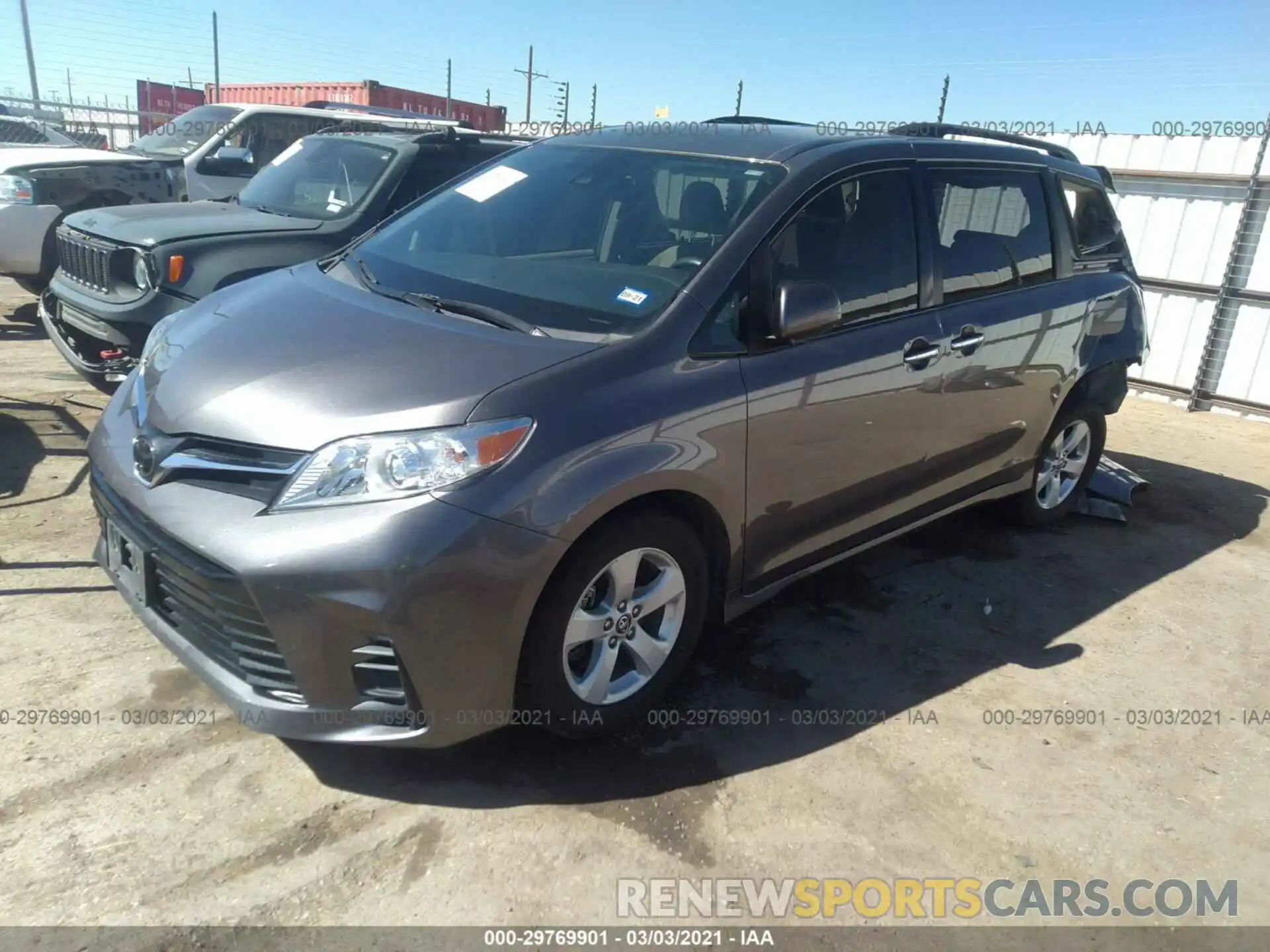 2 Photograph of a damaged car 5TDKZ3DC3KS970381 TOYOTA SIENNA 2019