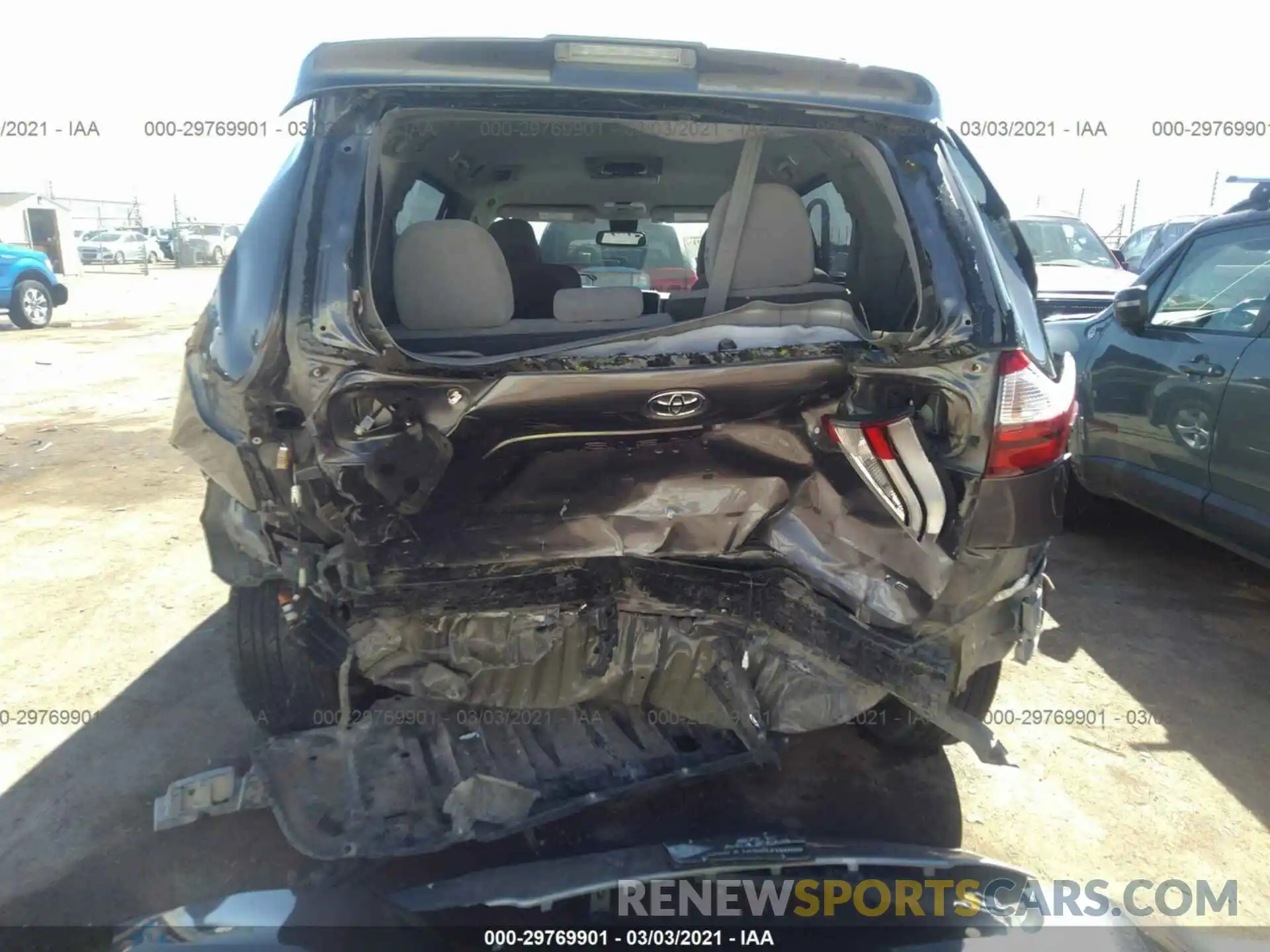 6 Photograph of a damaged car 5TDKZ3DC3KS970381 TOYOTA SIENNA 2019