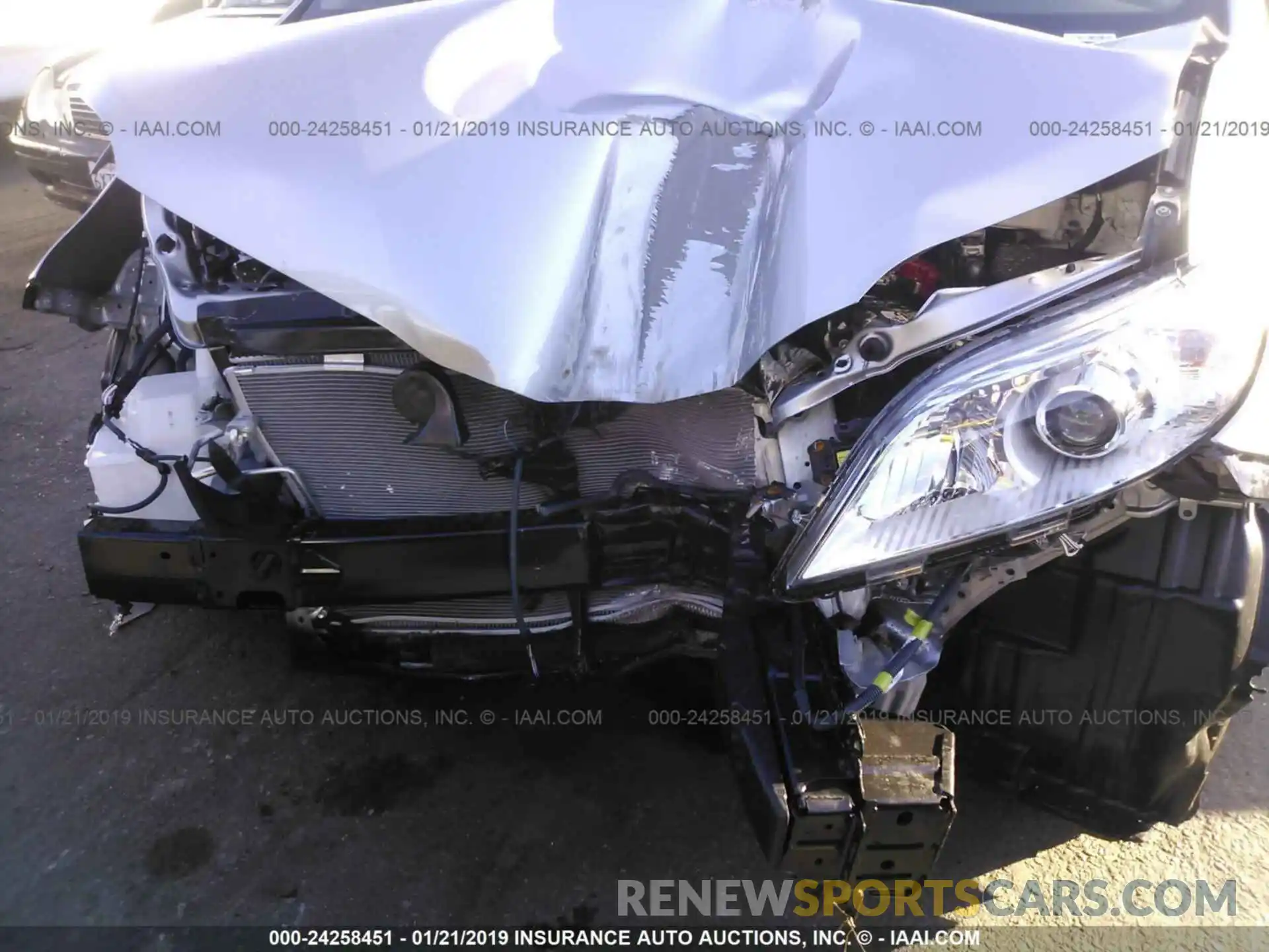 6 Photograph of a damaged car 5TDKZ3DC3KS992865 TOYOTA SIENNA 2019