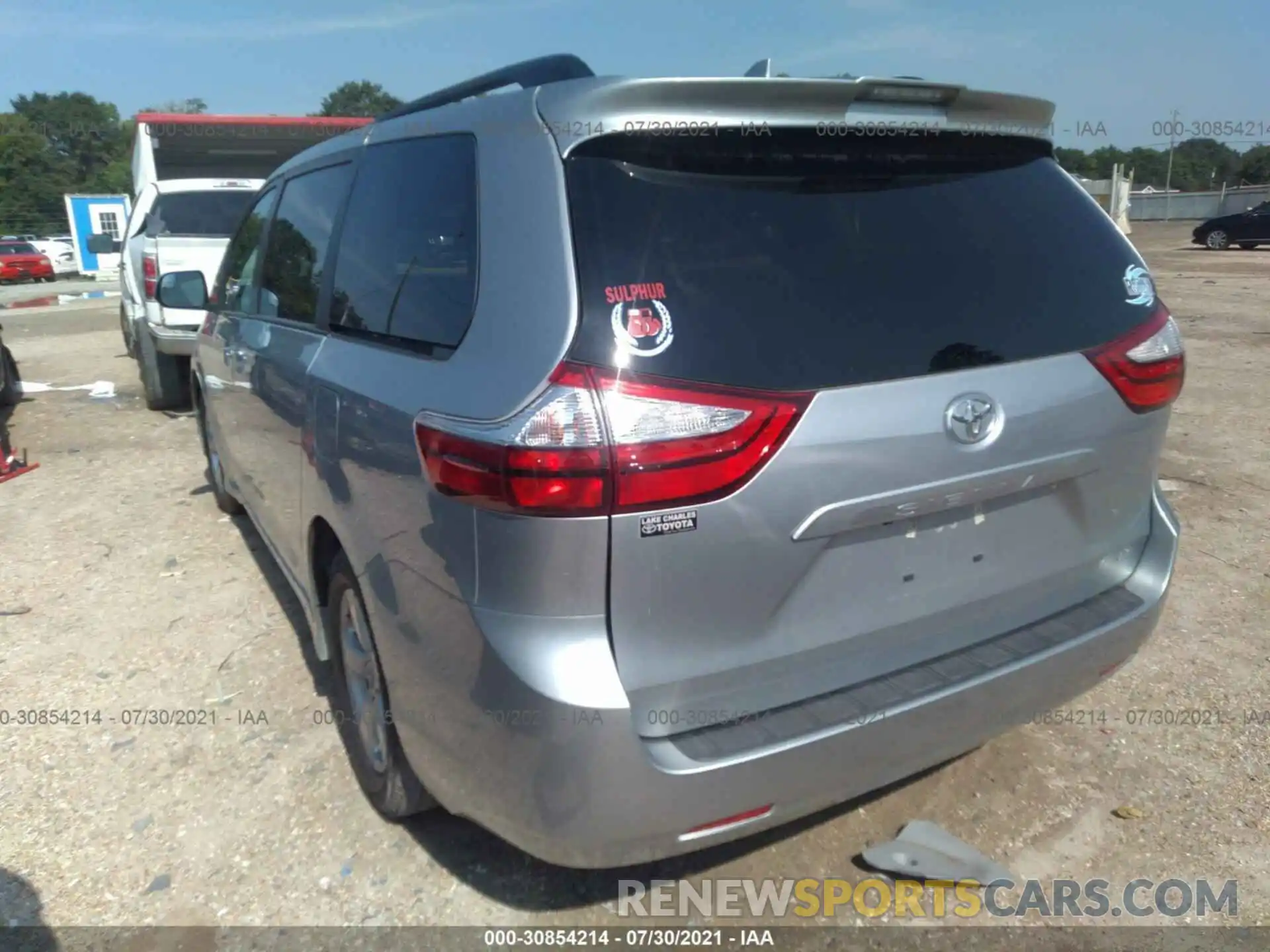 3 Фотография поврежденного автомобиля 5TDKZ3DC3KS998911 TOYOTA SIENNA 2019