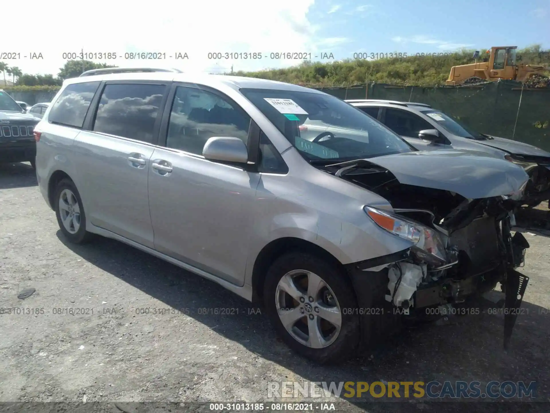 1 Photograph of a damaged car 5TDKZ3DC4KS009269 TOYOTA SIENNA 2019