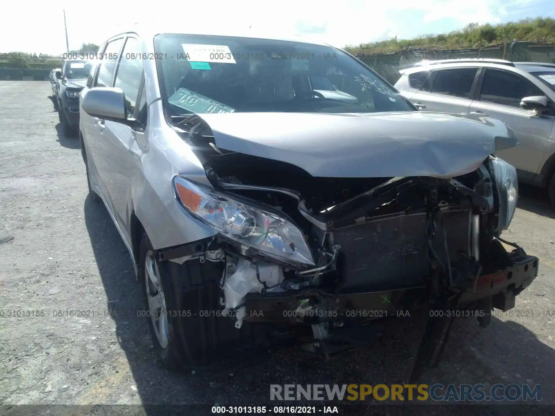 6 Photograph of a damaged car 5TDKZ3DC4KS009269 TOYOTA SIENNA 2019