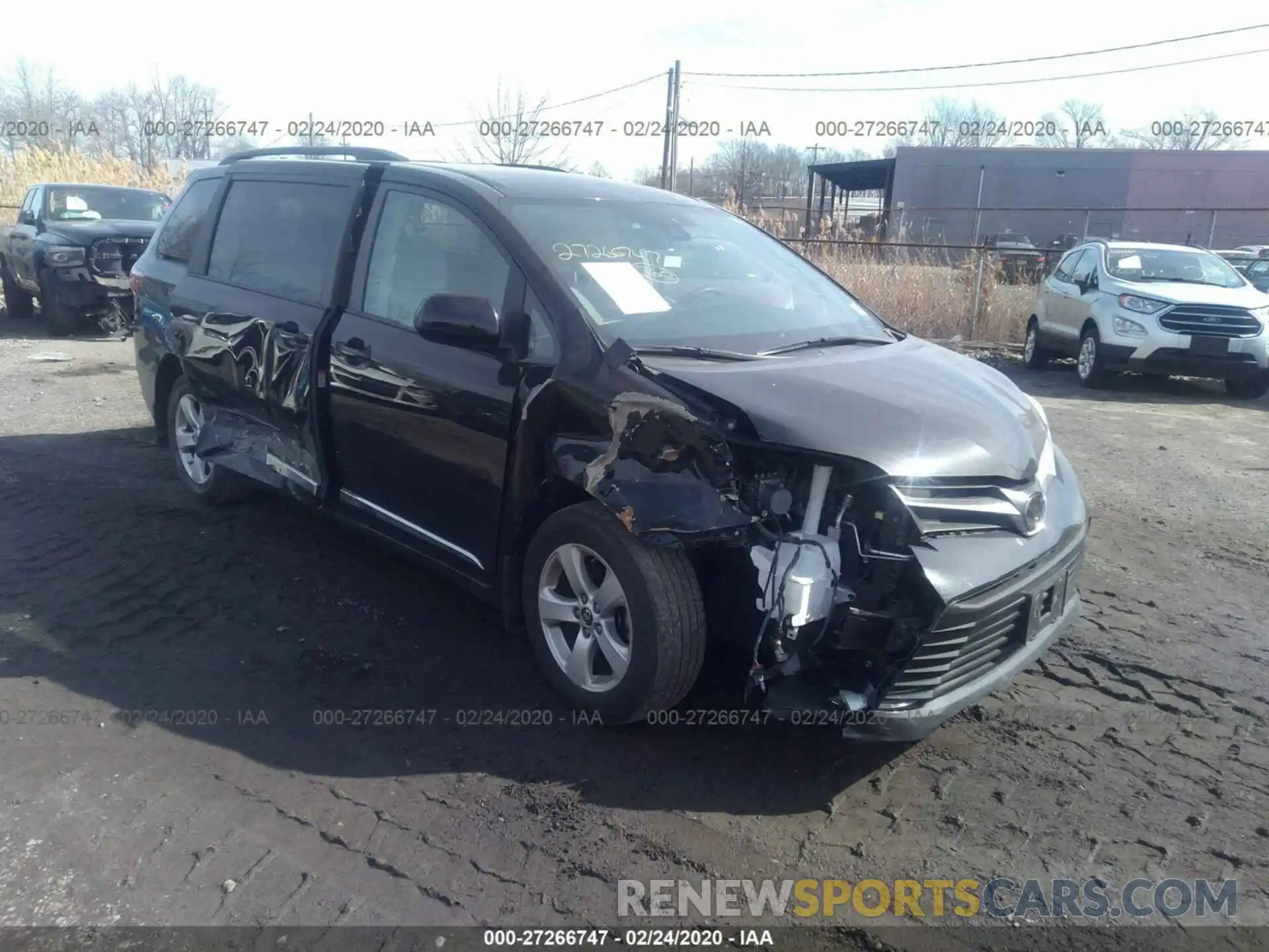 1 Photograph of a damaged car 5TDKZ3DC4KS009367 TOYOTA SIENNA 2019