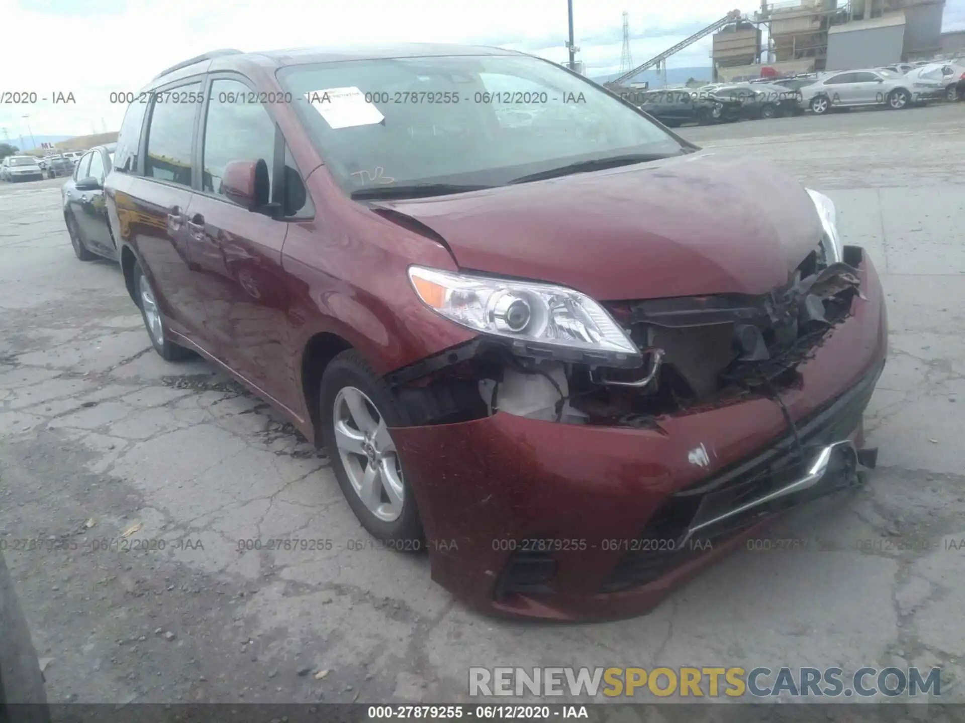 1 Photograph of a damaged car 5TDKZ3DC4KS009918 TOYOTA SIENNA 2019