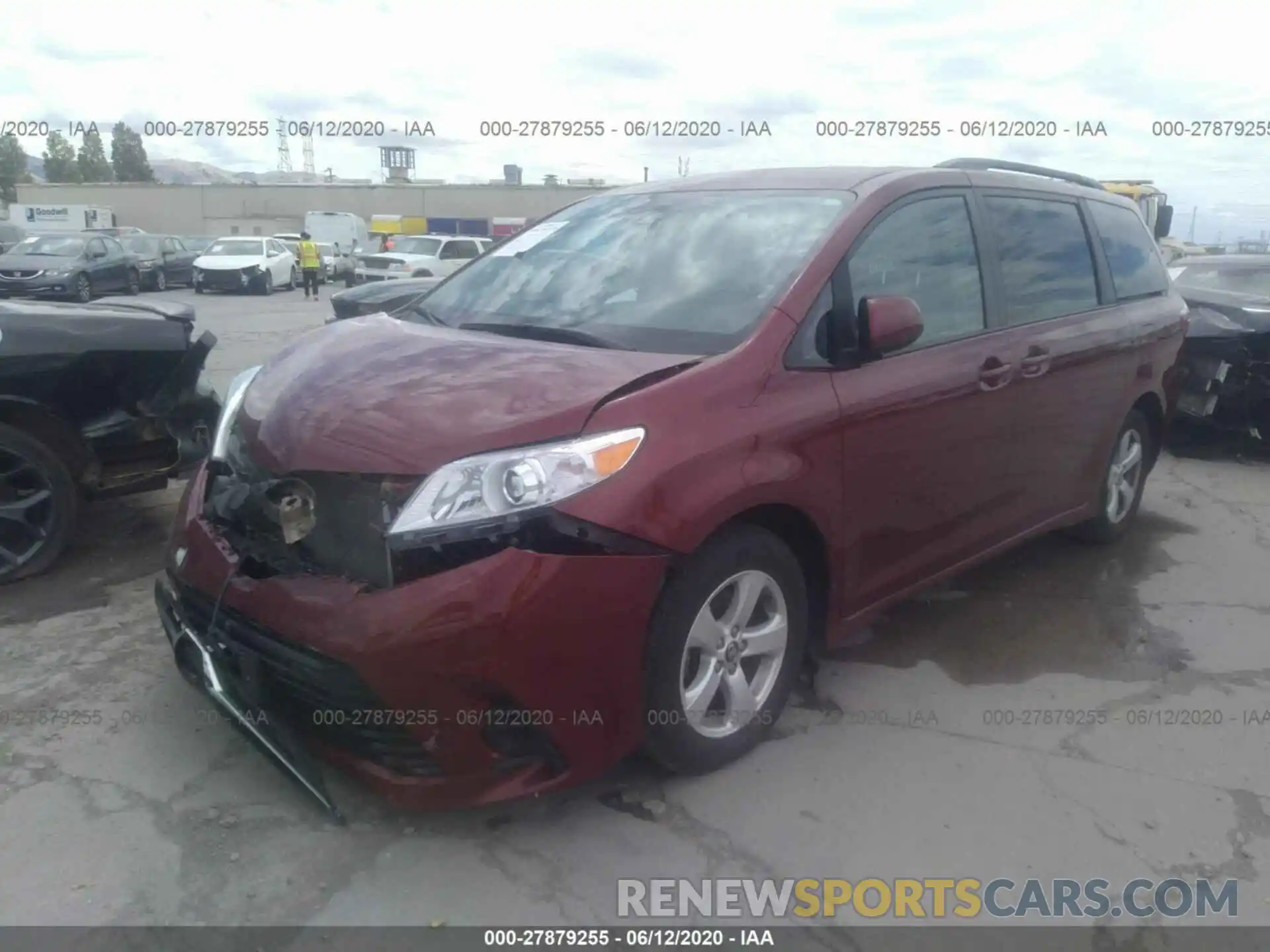 2 Photograph of a damaged car 5TDKZ3DC4KS009918 TOYOTA SIENNA 2019