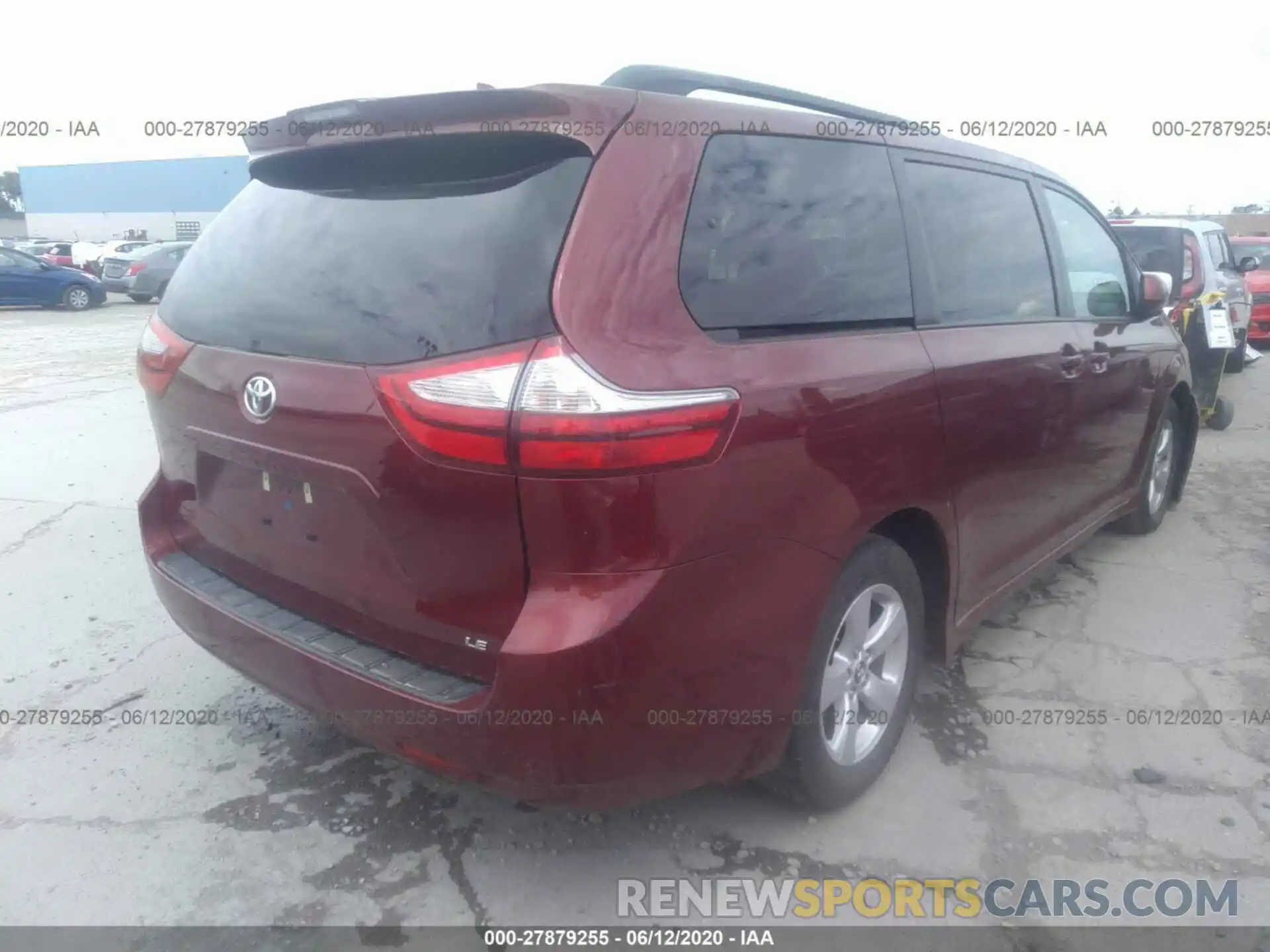 4 Фотография поврежденного автомобиля 5TDKZ3DC4KS009918 TOYOTA SIENNA 2019