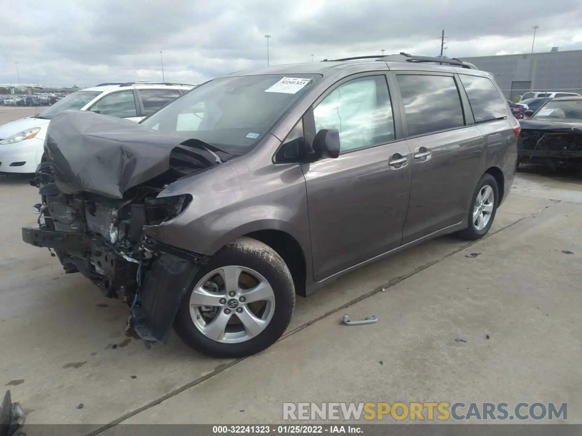 2 Photograph of a damaged car 5TDKZ3DC4KS981003 TOYOTA SIENNA 2019