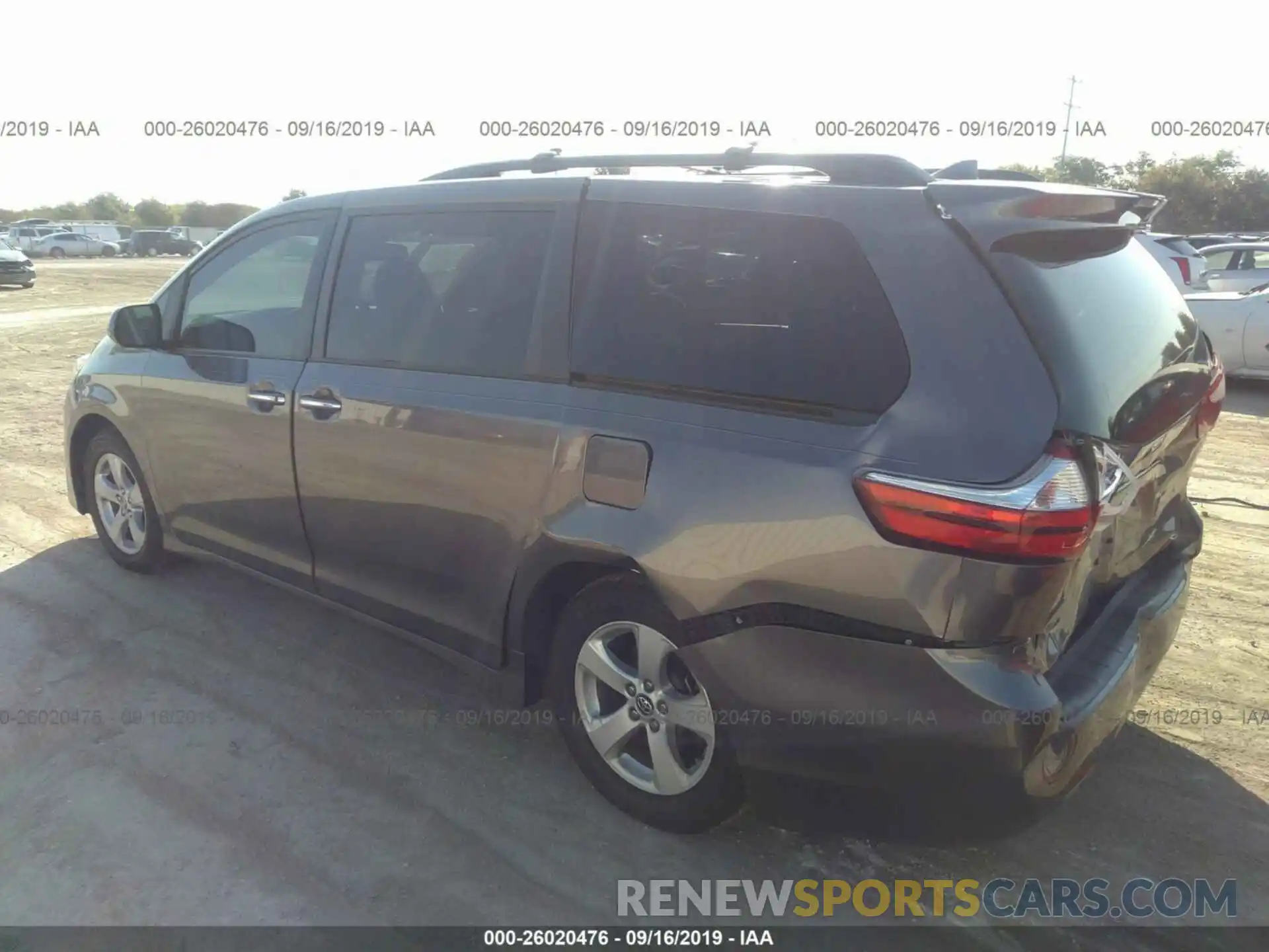 3 Фотография поврежденного автомобиля 5TDKZ3DC4KS982765 TOYOTA SIENNA 2019