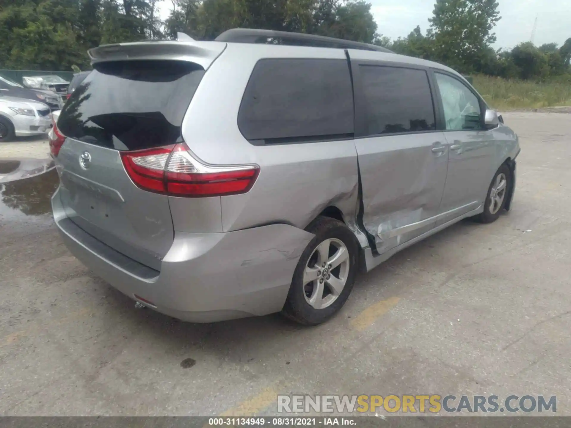 4 Фотография поврежденного автомобиля 5TDKZ3DC4KS990347 TOYOTA SIENNA 2019