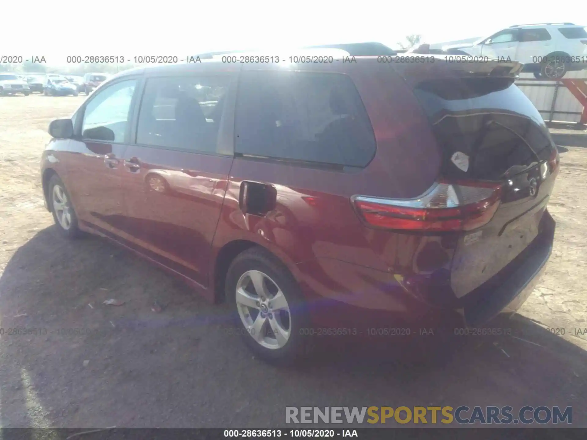 3 Photograph of a damaged car 5TDKZ3DC4KS991403 TOYOTA SIENNA 2019