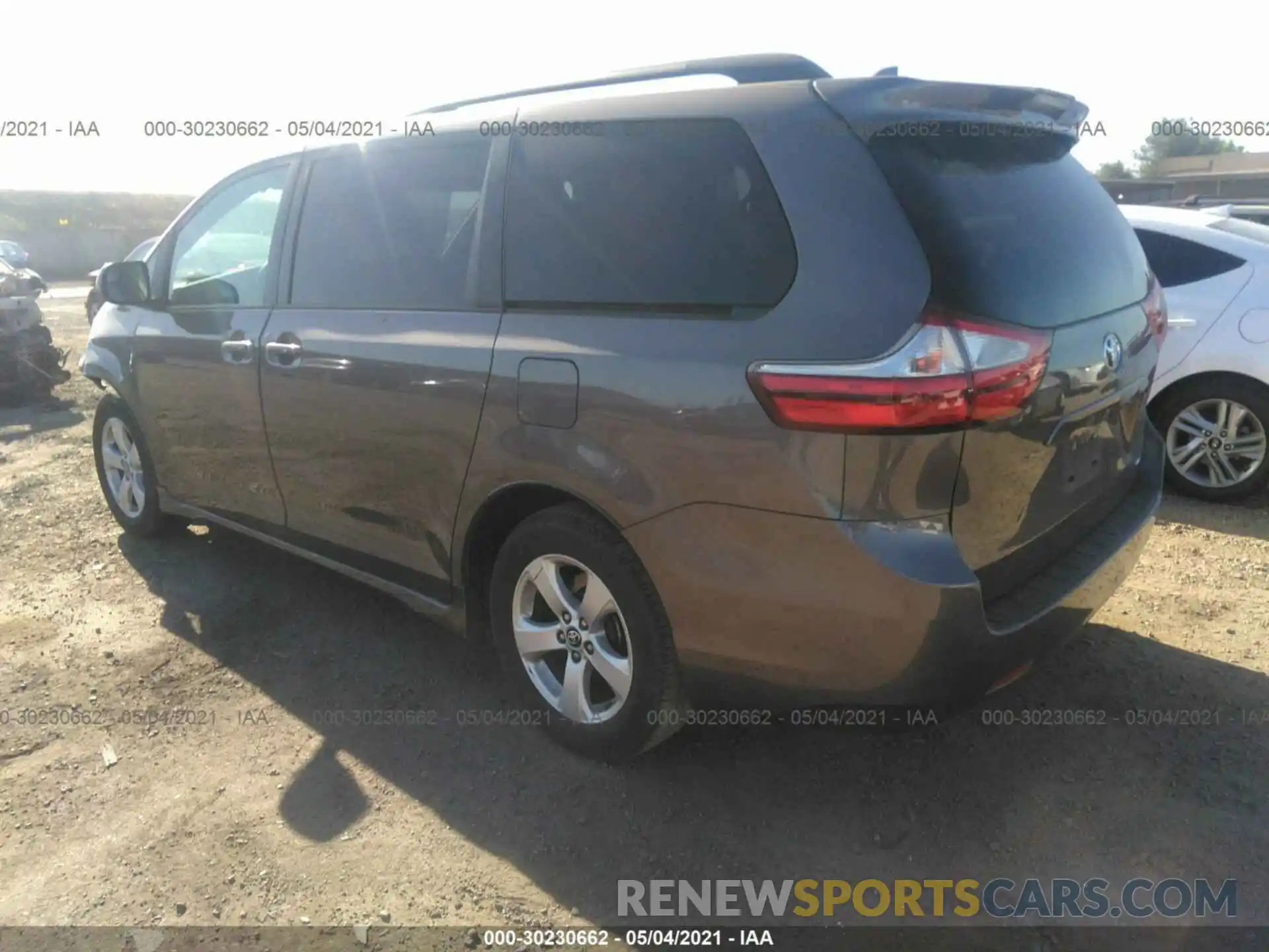 3 Фотография поврежденного автомобиля 5TDKZ3DC5KS003609 TOYOTA SIENNA 2019