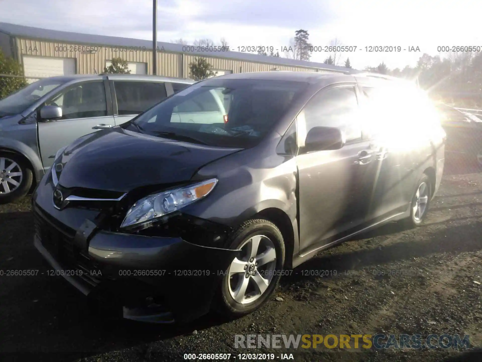 2 Photograph of a damaged car 5TDKZ3DC5KS009717 TOYOTA SIENNA 2019