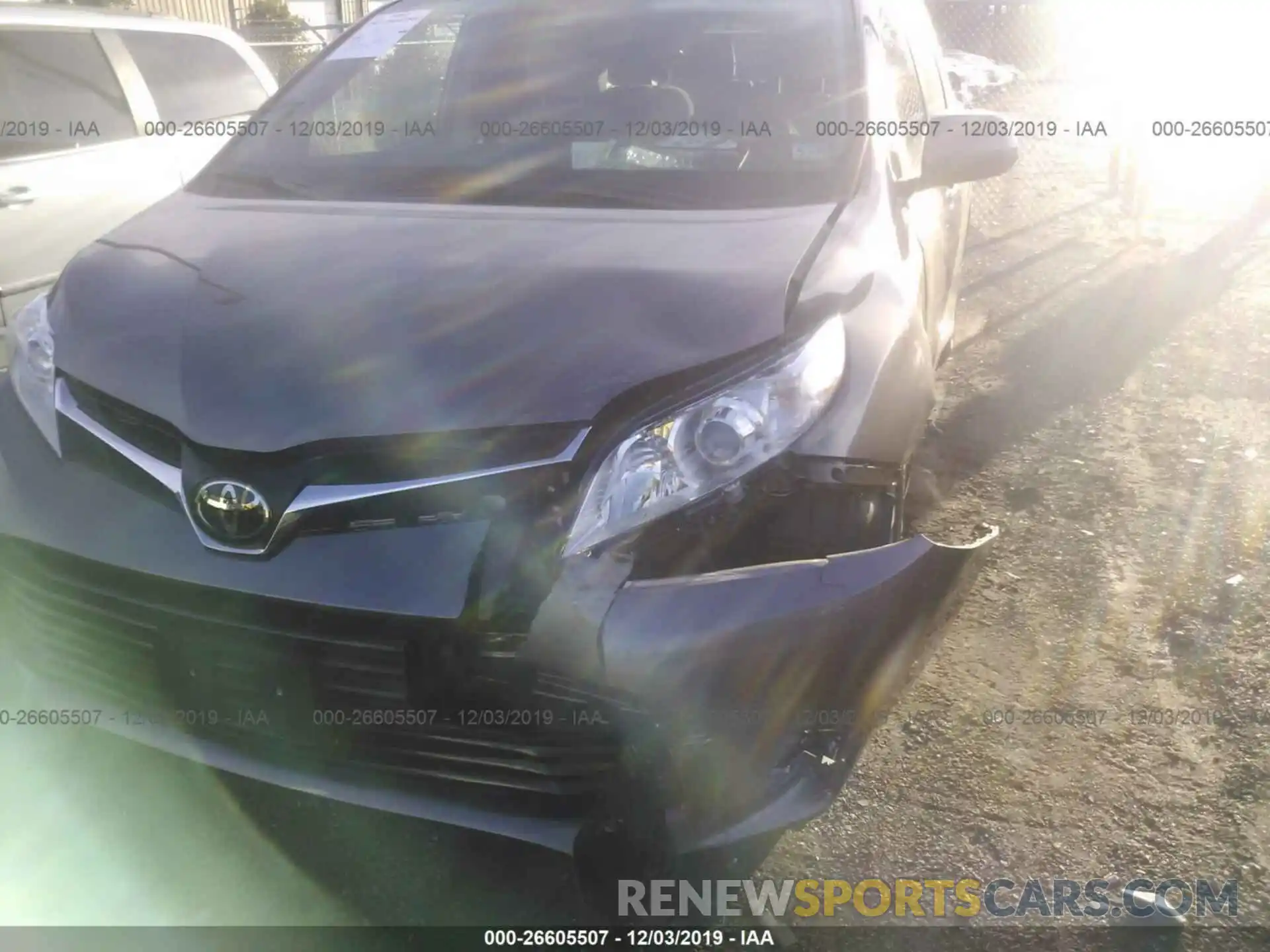 6 Photograph of a damaged car 5TDKZ3DC5KS009717 TOYOTA SIENNA 2019