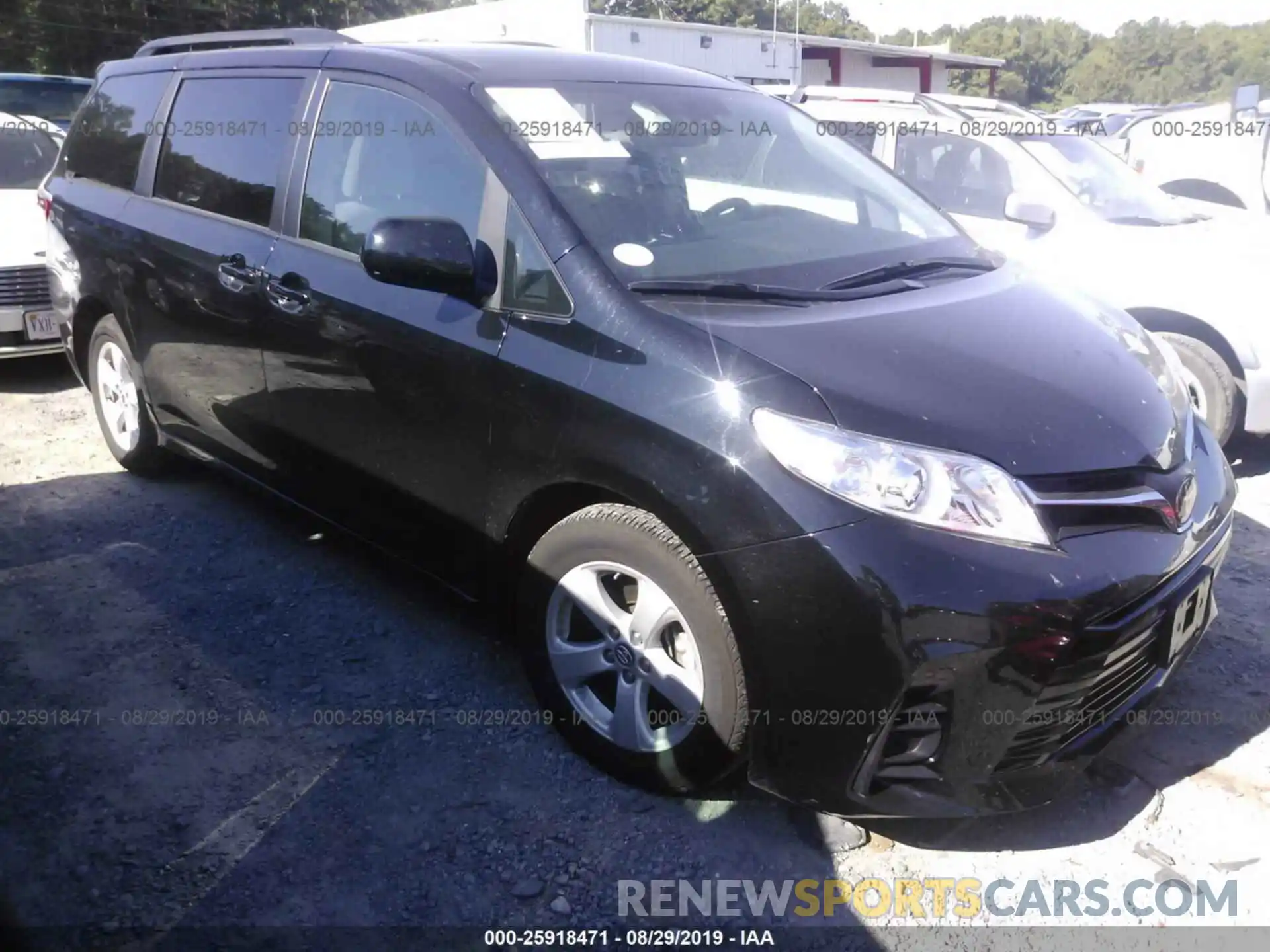 1 Photograph of a damaged car 5TDKZ3DC5KS010110 TOYOTA SIENNA 2019