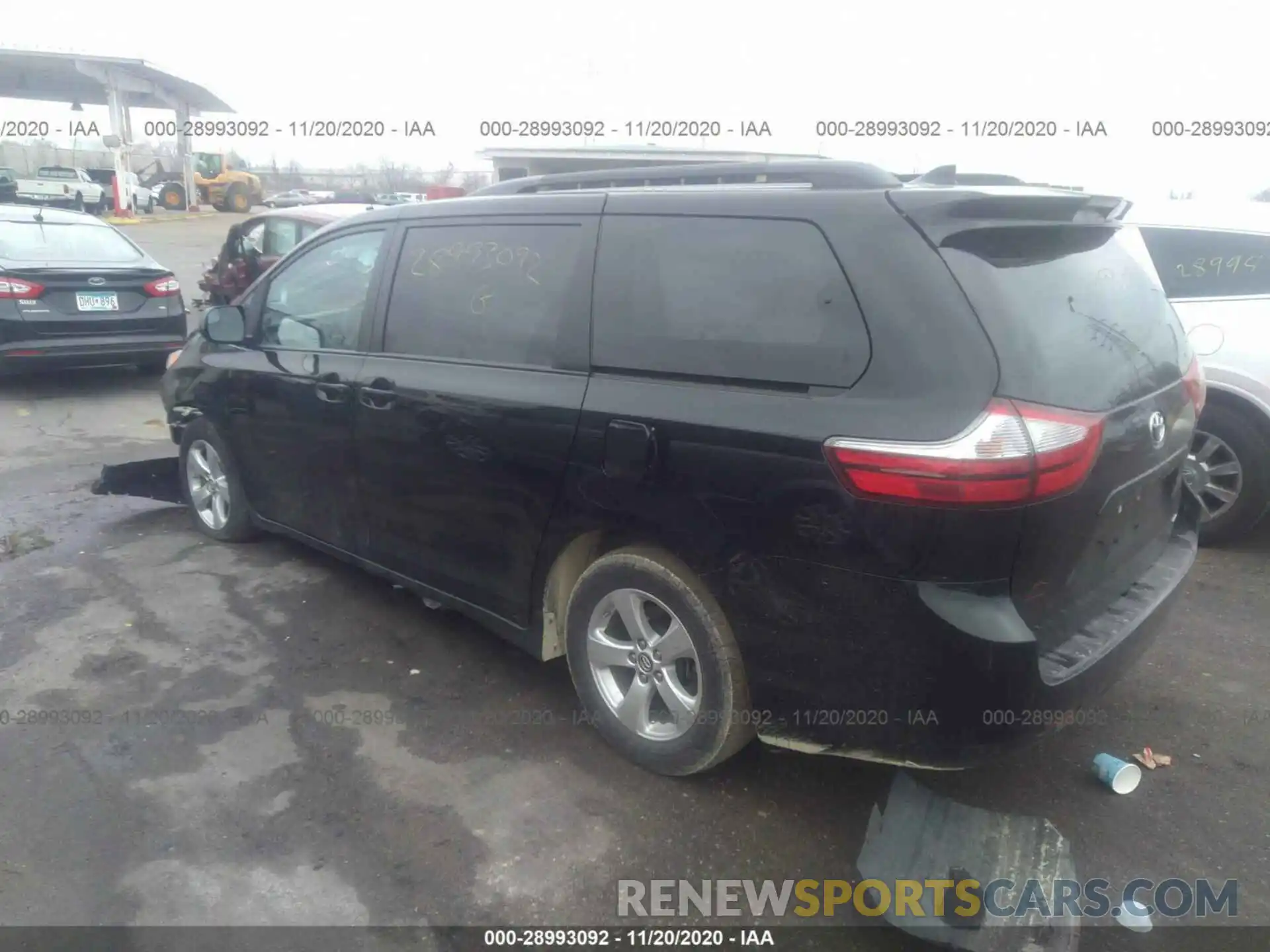 3 Фотография поврежденного автомобиля 5TDKZ3DC5KS013296 TOYOTA SIENNA 2019