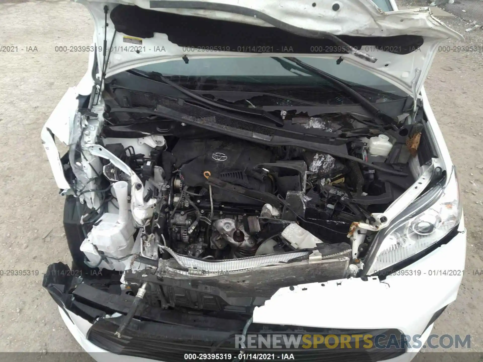 10 Photograph of a damaged car 5TDKZ3DC5KS013878 TOYOTA SIENNA 2019