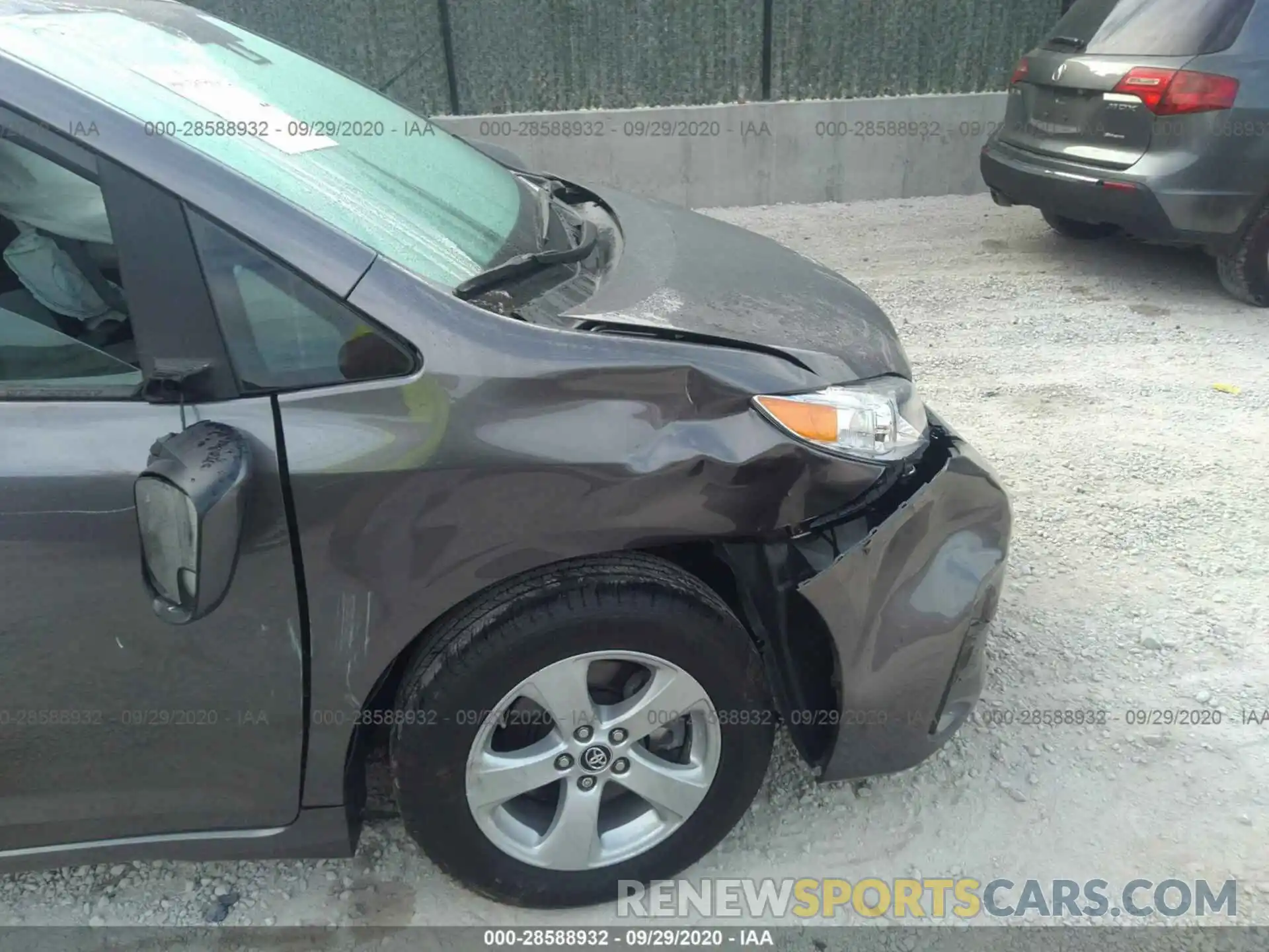 6 Photograph of a damaged car 5TDKZ3DC5KS973279 TOYOTA SIENNA 2019