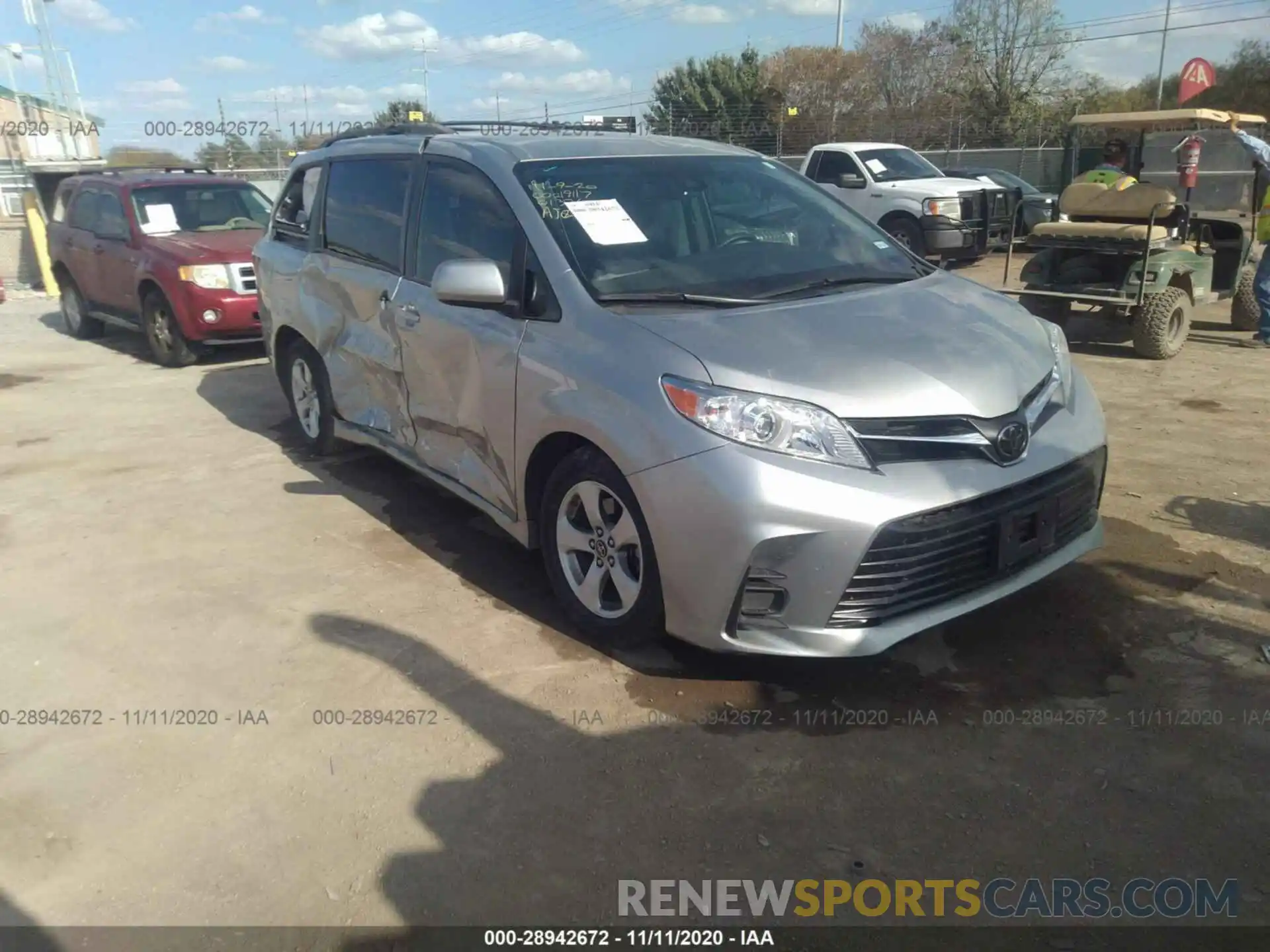 1 Photograph of a damaged car 5TDKZ3DC6KS013260 TOYOTA SIENNA 2019