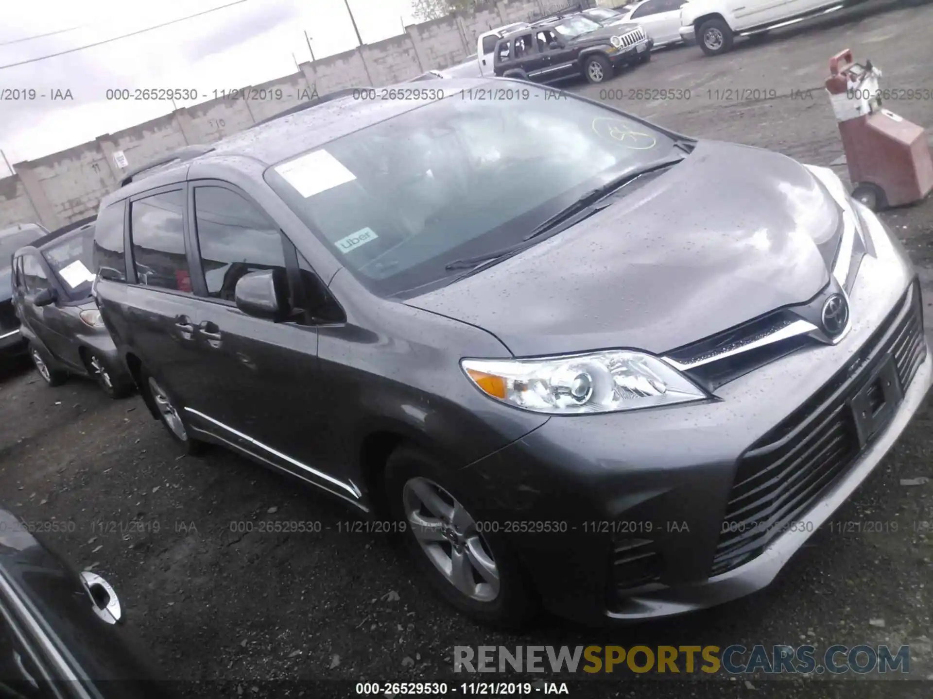 1 Photograph of a damaged car 5TDKZ3DC6KS016207 TOYOTA SIENNA 2019