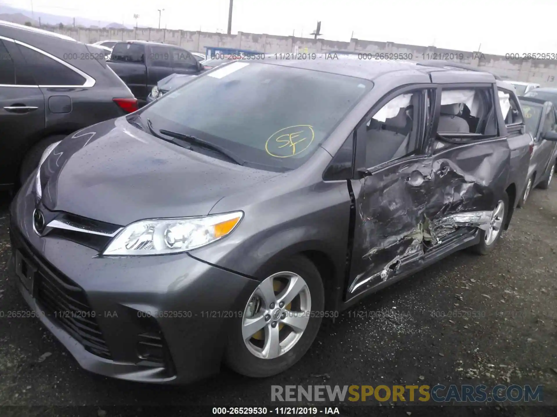 2 Photograph of a damaged car 5TDKZ3DC6KS016207 TOYOTA SIENNA 2019