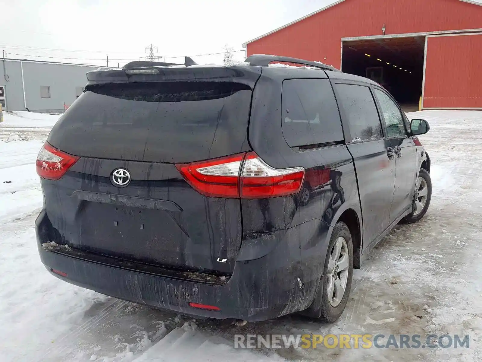 4 Photograph of a damaged car 5TDKZ3DC6KS993931 TOYOTA SIENNA 2019