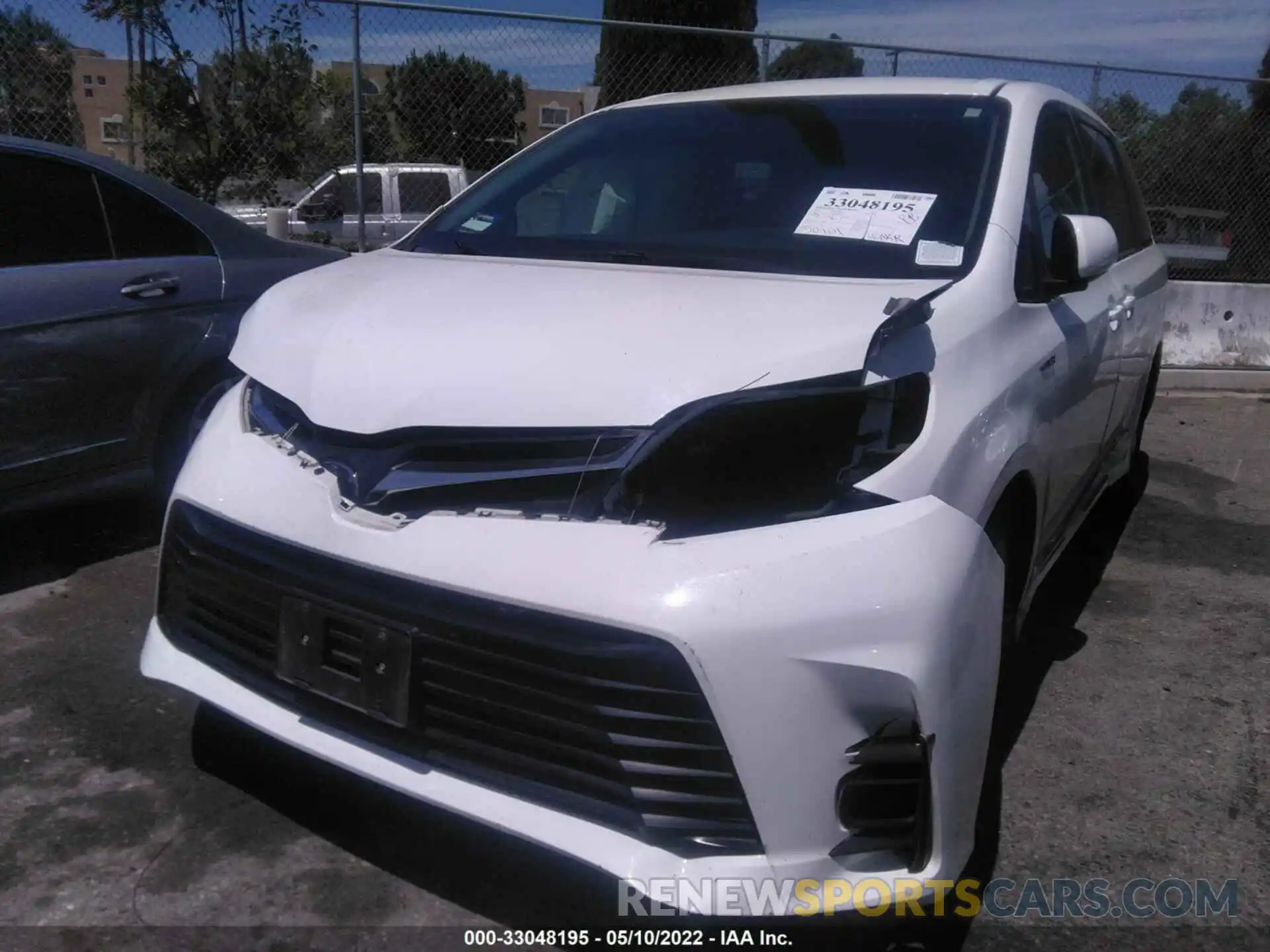 6 Photograph of a damaged car 5TDKZ3DC6KS997025 TOYOTA SIENNA 2019