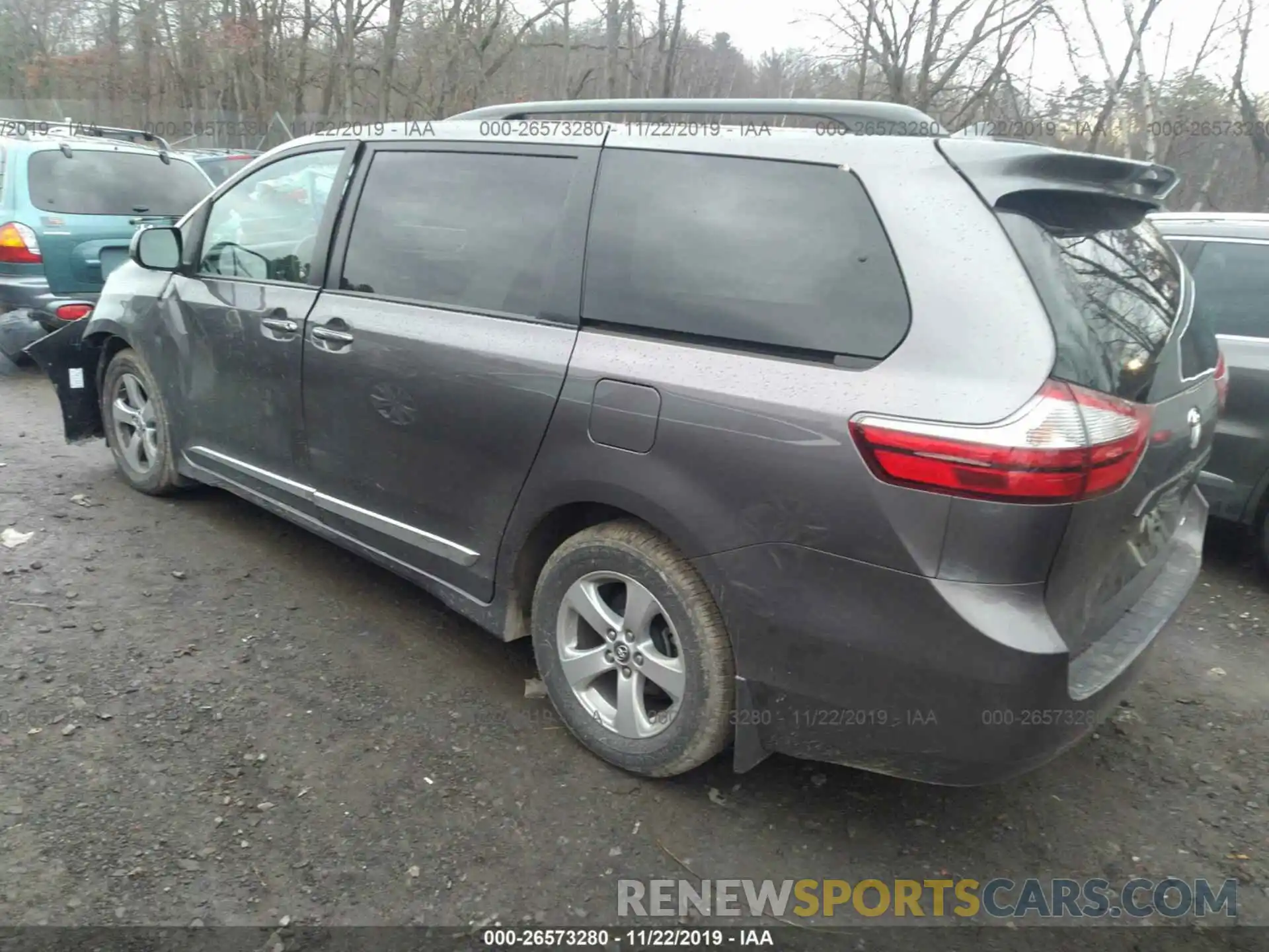 3 Фотография поврежденного автомобиля 5TDKZ3DC7KS002669 TOYOTA SIENNA 2019