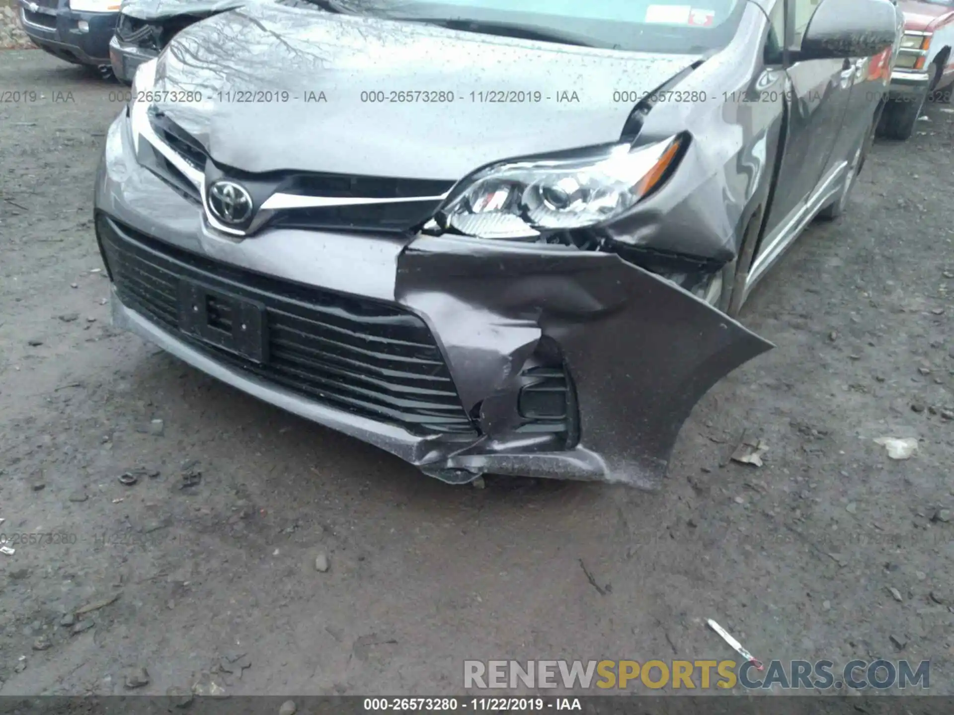 6 Photograph of a damaged car 5TDKZ3DC7KS002669 TOYOTA SIENNA 2019