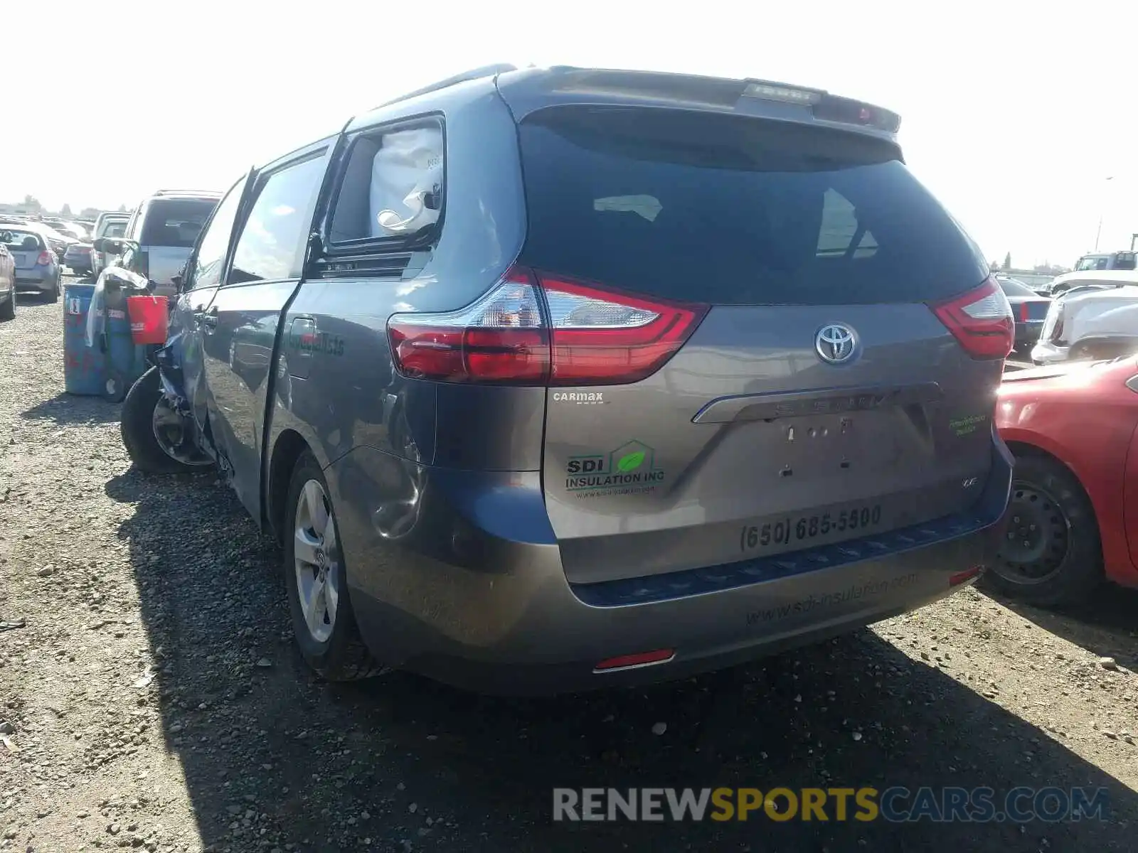 3 Photograph of a damaged car 5TDKZ3DC7KS016412 TOYOTA SIENNA 2019